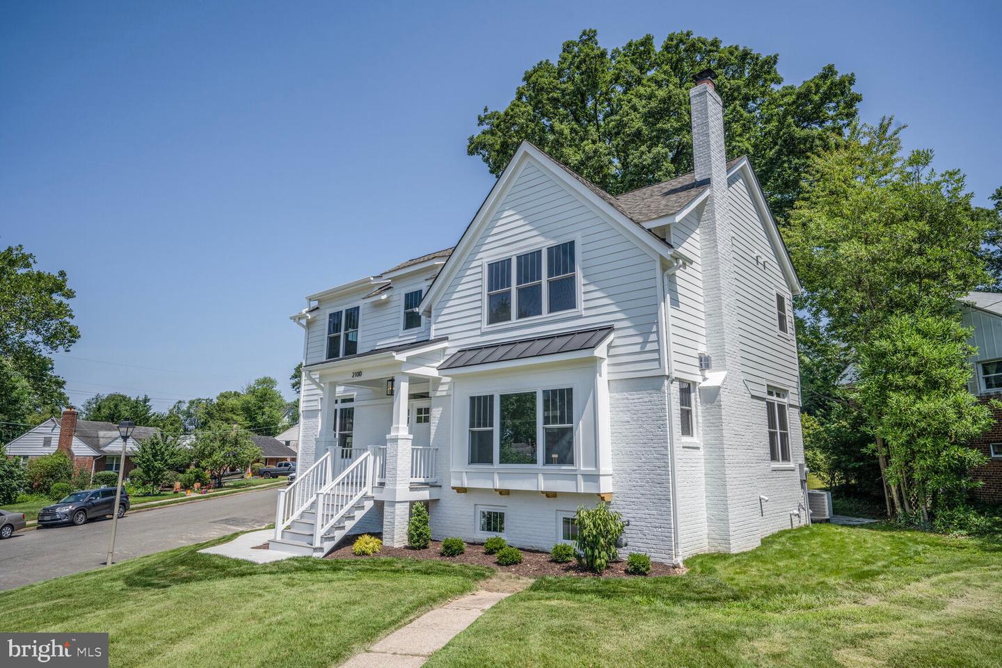 2100 PATRICK HENRY DRIVE, ARLINGTON, Virginia 22205, 5 Bedrooms Bedrooms, ,3 BathroomsBathrooms,Residential,For sale,2100 PATRICK HENRY DRIVE,VAAR2060070 MLS # VAAR2060070