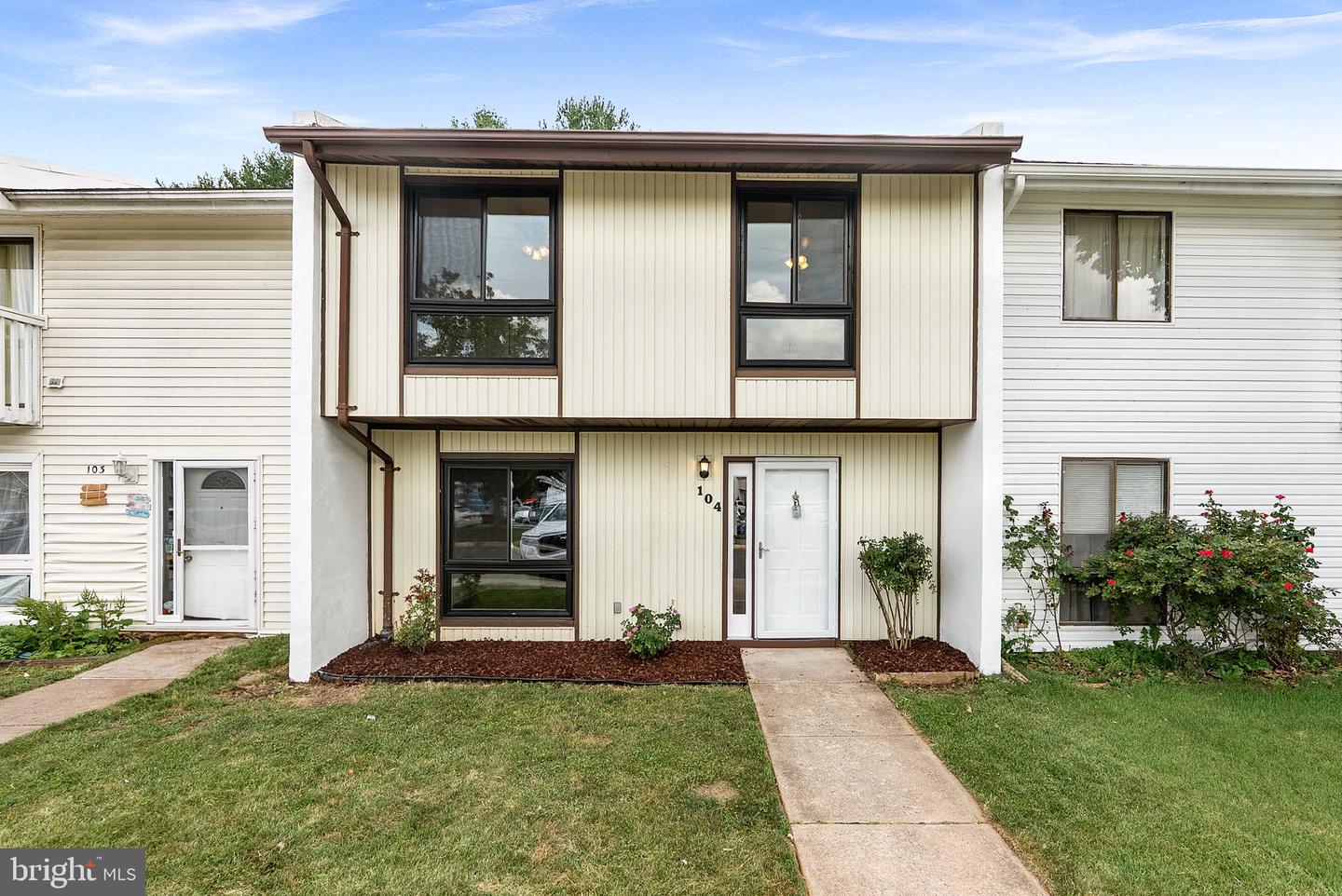 104 DRURY CIR, STERLING, Virginia 20164, 4 Bedrooms Bedrooms, ,2 BathroomsBathrooms,Residential,For sale,104 DRURY CIR,VALO2100974 MLS # VALO2100974