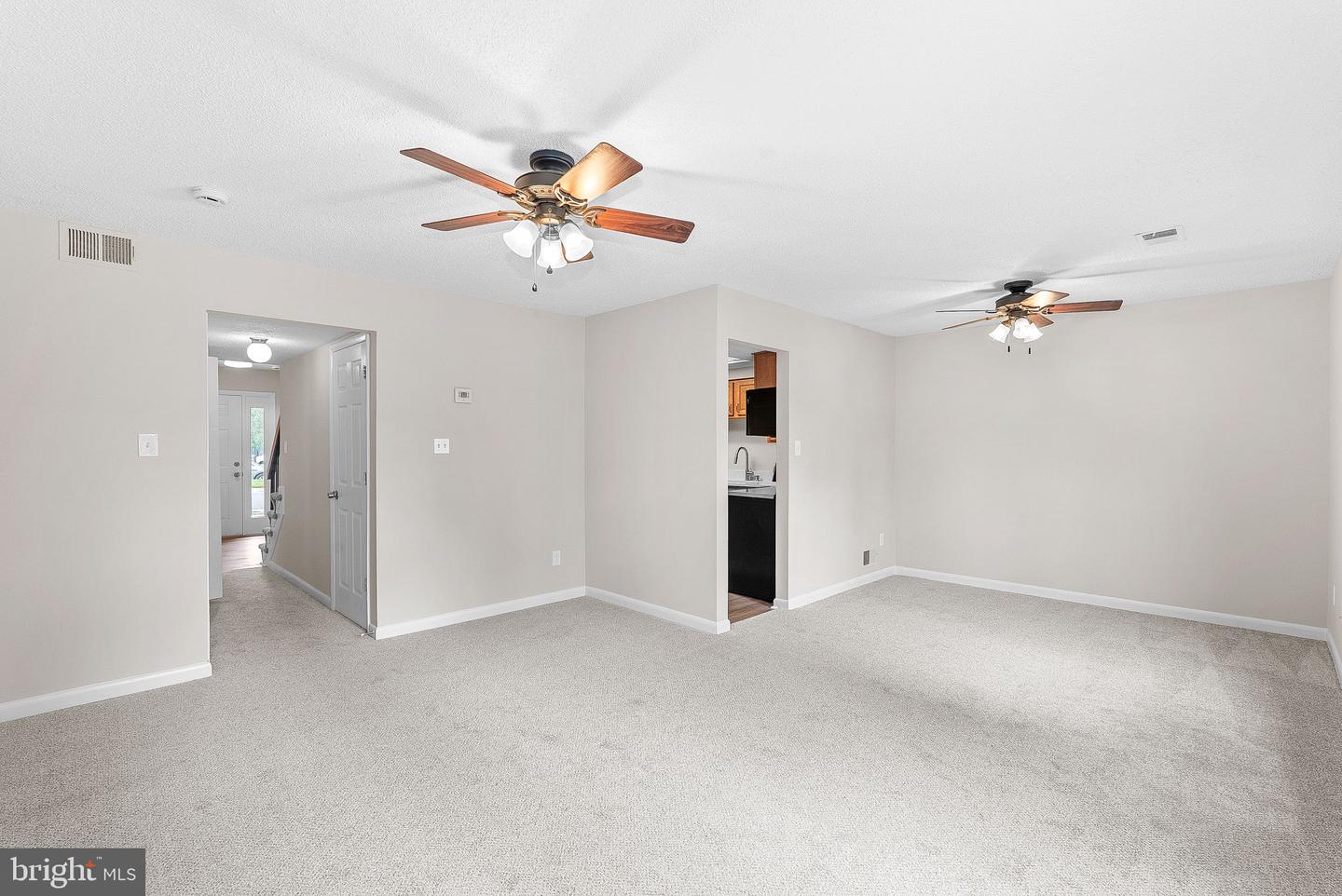 104 DRURY CIR, STERLING, Virginia 20164, 4 Bedrooms Bedrooms, ,2 BathroomsBathrooms,Residential,For sale,104 DRURY CIR,VALO2100974 MLS # VALO2100974