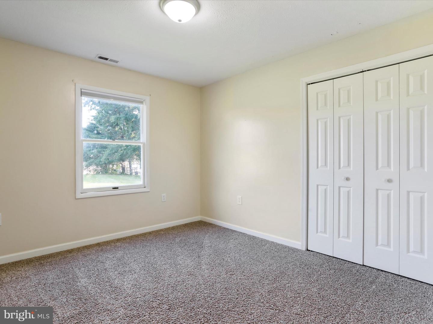 184 MASSANUTTEN DR, EDINBURG, Virginia 22824, 3 Bedrooms Bedrooms, ,2 BathroomsBathrooms,Residential,For sale,184 MASSANUTTEN DR,VASH2011890 MLS # VASH2011890