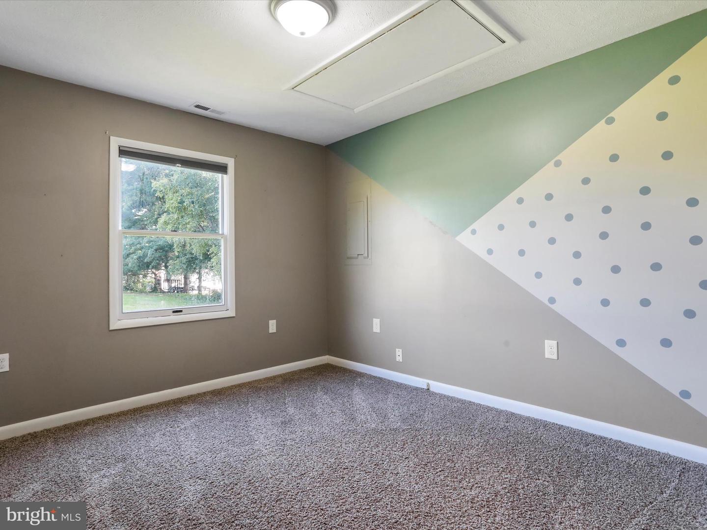 184 MASSANUTTEN DR, EDINBURG, Virginia 22824, 3 Bedrooms Bedrooms, ,2 BathroomsBathrooms,Residential,For sale,184 MASSANUTTEN DR,VASH2011890 MLS # VASH2011890