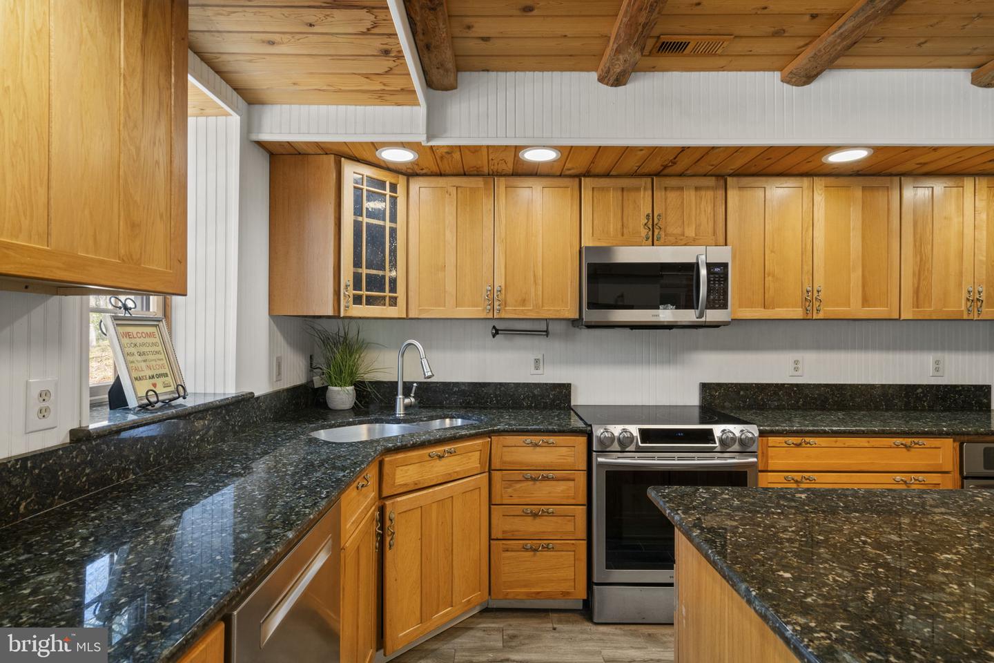 12905 SPOTSWOOD FURNACE RD, FREDERICKSBURG, Virginia 22407, 3 Bedrooms Bedrooms, ,2 BathroomsBathrooms,Residential,For sale,12905 SPOTSWOOD FURNACE RD,VASP2034434 MLS # VASP2034434