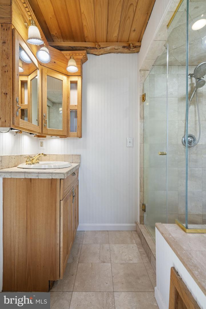 12905 SPOTSWOOD FURNACE RD, FREDERICKSBURG, Virginia 22407, 3 Bedrooms Bedrooms, ,2 BathroomsBathrooms,Residential,For sale,12905 SPOTSWOOD FURNACE RD,VASP2034434 MLS # VASP2034434