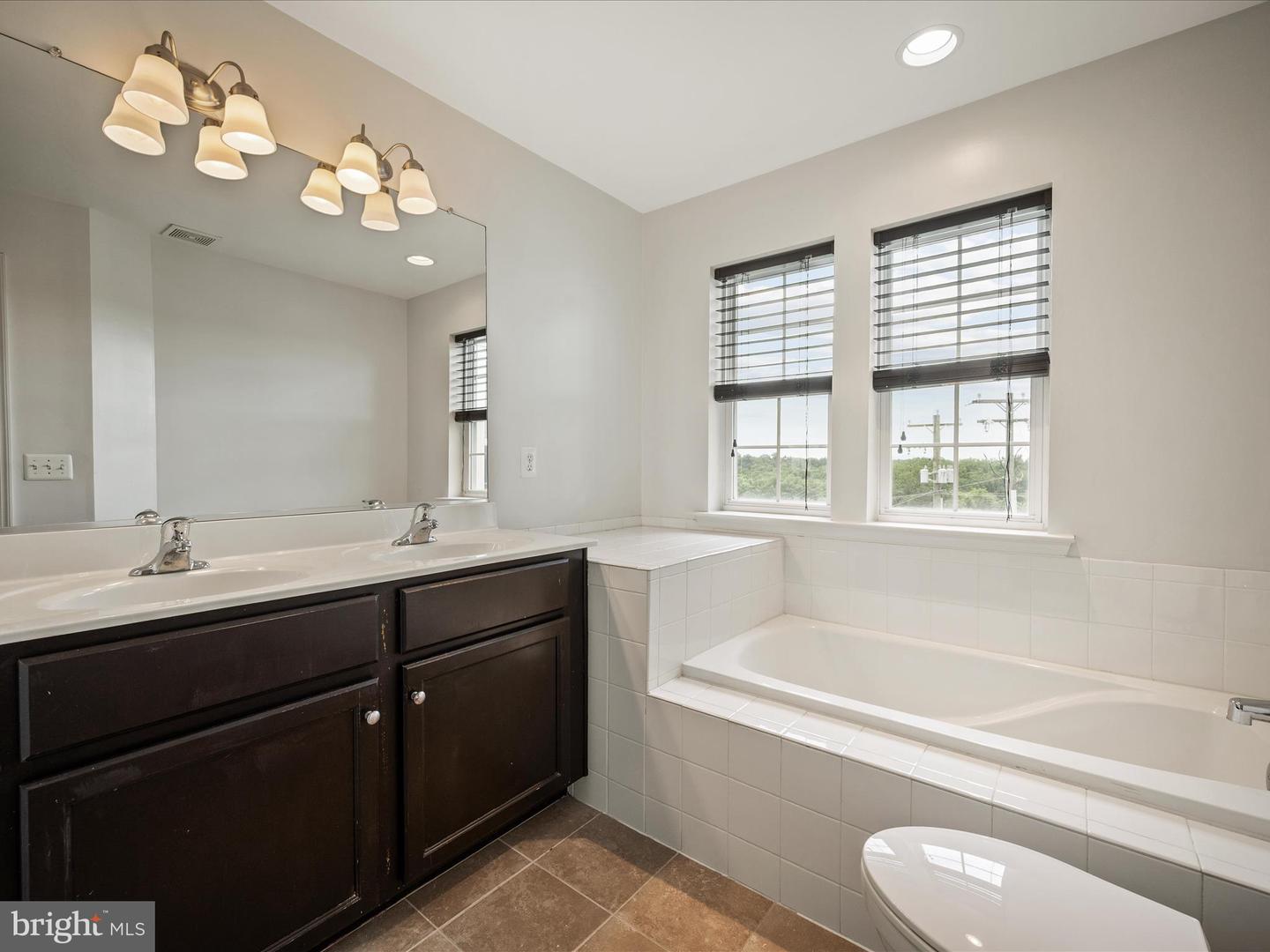 247 SCHRAMM LOOP, STEPHENS CITY, Virginia 22655, 3 Bedrooms Bedrooms, ,2 BathroomsBathrooms,Residential,For sale,247 SCHRAMM LOOP,VAFV2035254 MLS # VAFV2035254