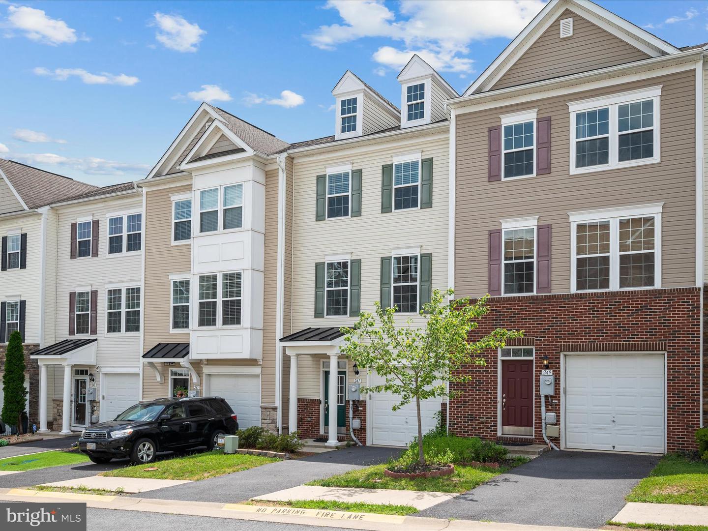 247 SCHRAMM LOOP, STEPHENS CITY, Virginia 22655, 3 Bedrooms Bedrooms, ,2 BathroomsBathrooms,Residential,For sale,247 SCHRAMM LOOP,VAFV2035254 MLS # VAFV2035254