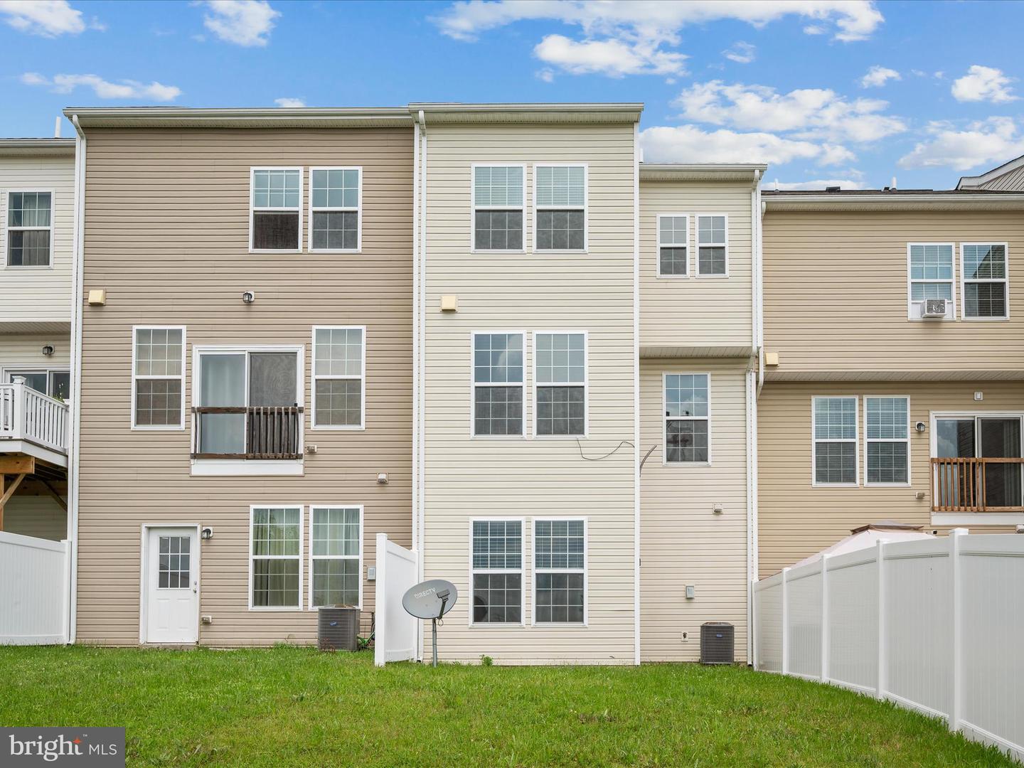 247 SCHRAMM LOOP, STEPHENS CITY, Virginia 22655, 3 Bedrooms Bedrooms, ,2 BathroomsBathrooms,Residential,For sale,247 SCHRAMM LOOP,VAFV2035254 MLS # VAFV2035254