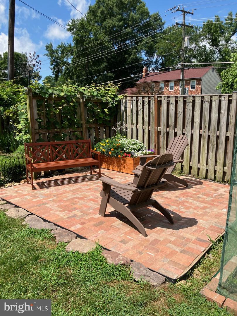 2007 COOL SPRING DR, ALEXANDRIA, Virginia 22308, 4 Bedrooms Bedrooms, ,2 BathroomsBathrooms,Residential,For sale,2007 COOL SPRING DR,VAFX2253332 MLS # VAFX2253332