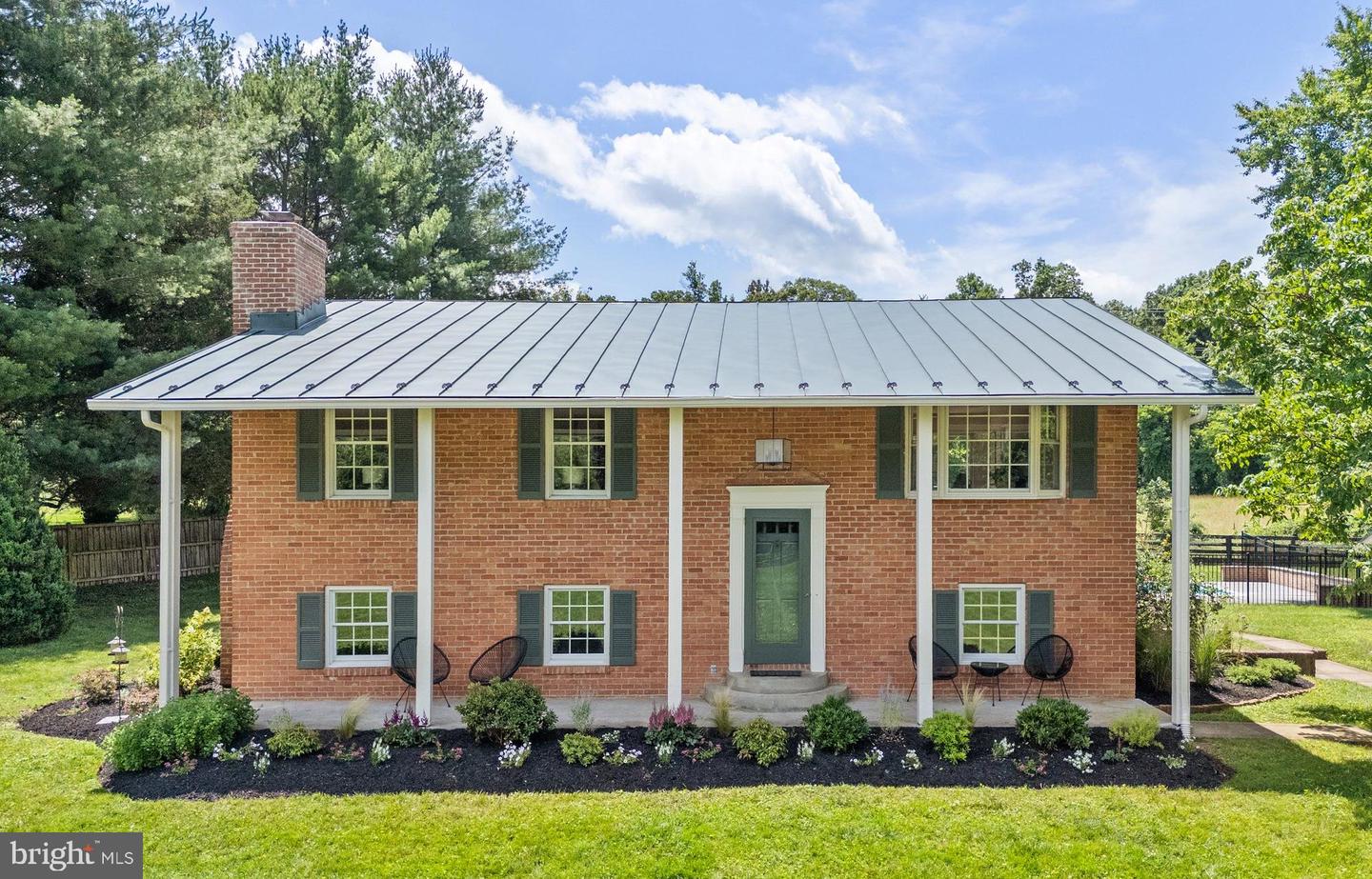 1170 S PARKER ST, UPPERVILLE, Virginia 20184, 4 Bedrooms Bedrooms, ,2 BathroomsBathrooms,Residential,For sale,1170 S PARKER ST,VAFQ2017318 MLS # VAFQ2017318
