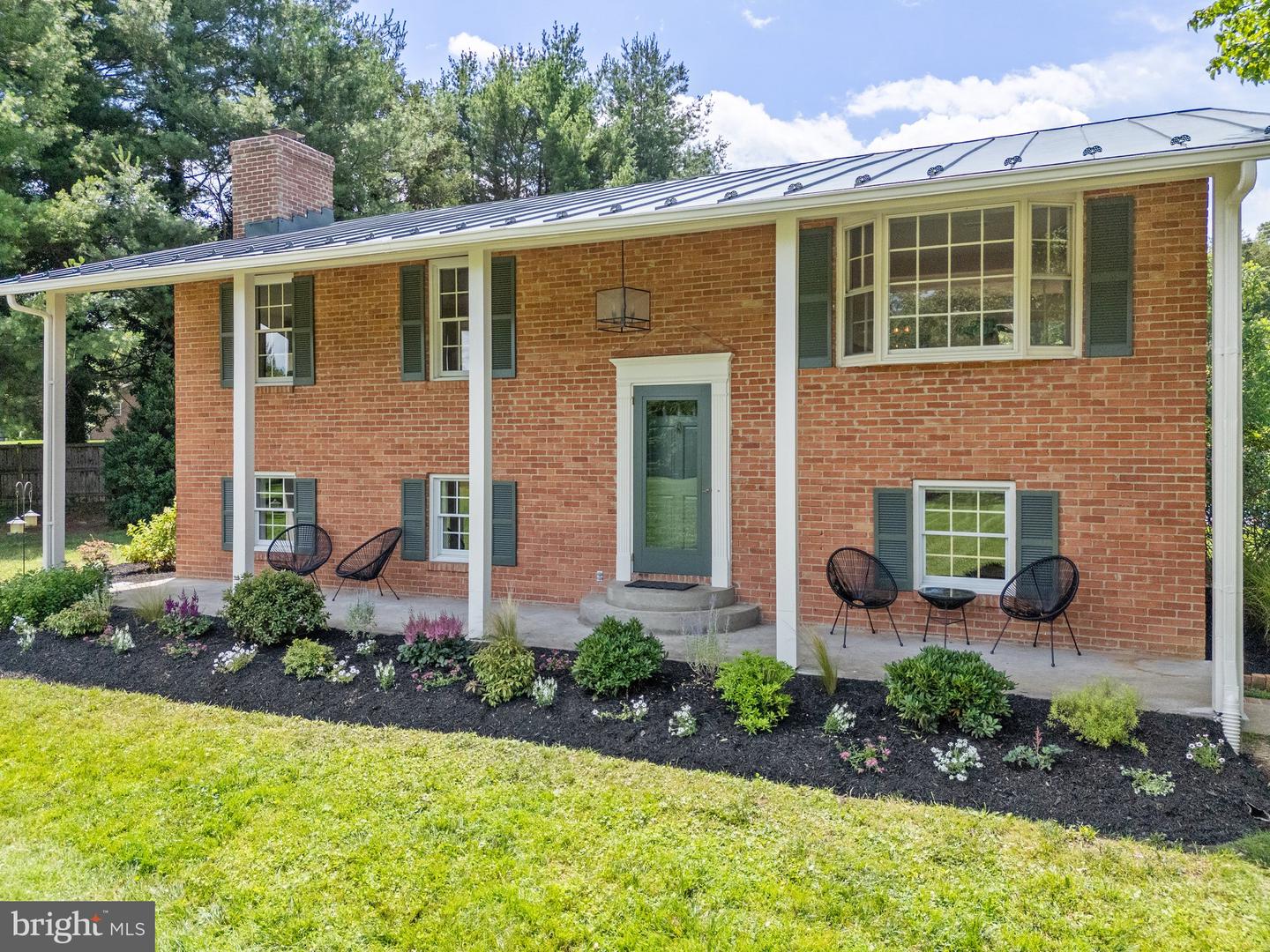 1170 S PARKER ST, UPPERVILLE, Virginia 20184, 4 Bedrooms Bedrooms, ,2 BathroomsBathrooms,Residential,For sale,1170 S PARKER ST,VAFQ2017318 MLS # VAFQ2017318