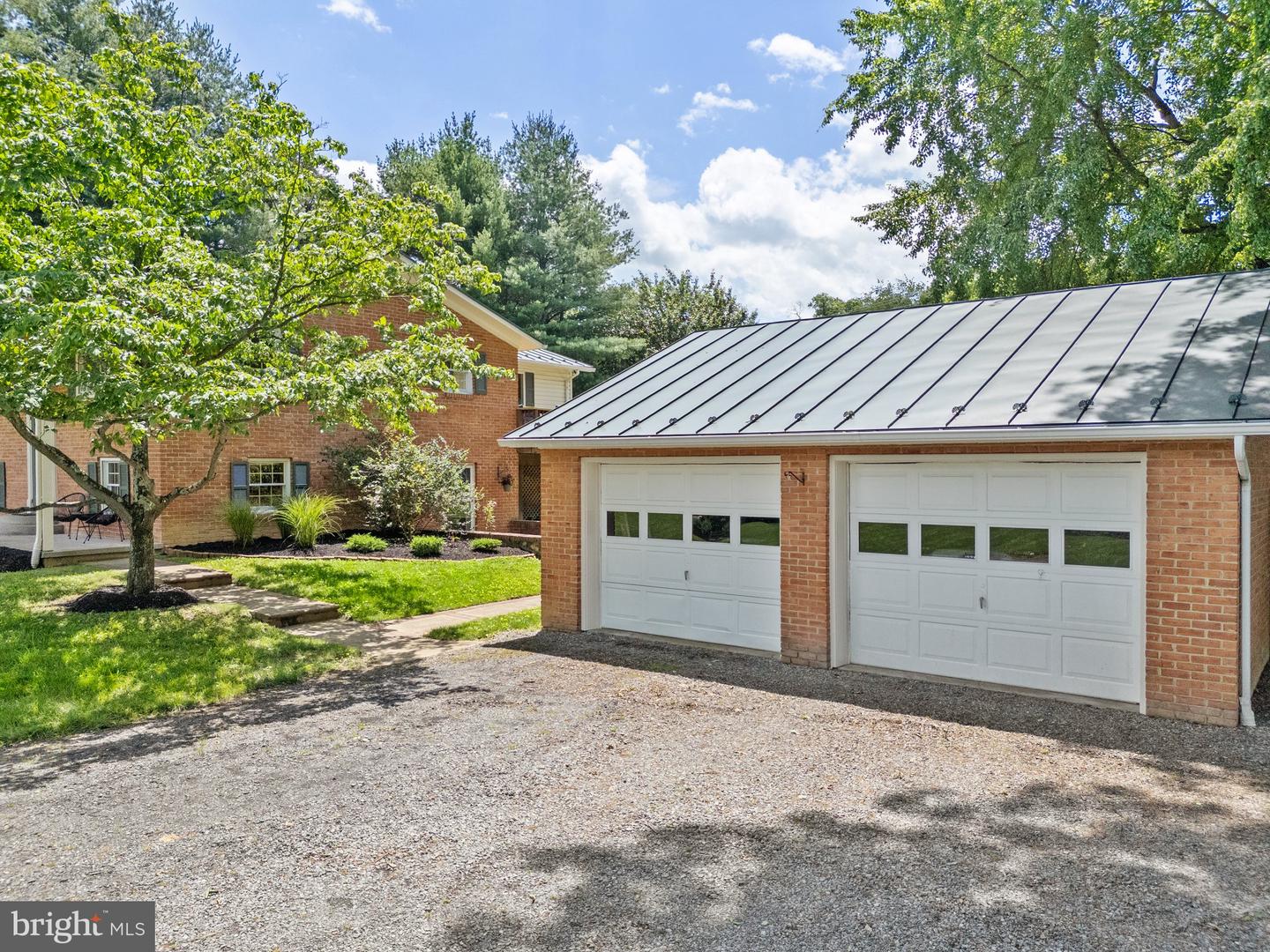 1170 S PARKER ST, UPPERVILLE, Virginia 20184, 4 Bedrooms Bedrooms, ,2 BathroomsBathrooms,Residential,For sale,1170 S PARKER ST,VAFQ2017318 MLS # VAFQ2017318