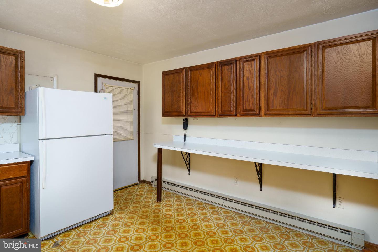 25 BYRD AVE, BERRYVILLE, Virginia 22611, 3 Bedrooms Bedrooms, 11 Rooms Rooms,2 BathroomsBathrooms,Residential,For sale,25 BYRD AVE,VACL2003890 MLS # VACL2003890