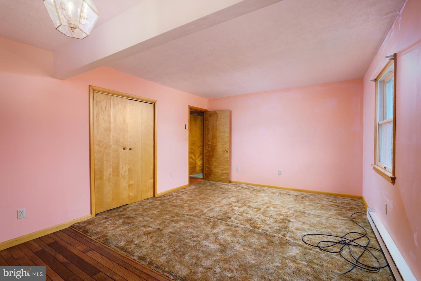 25 BYRD AVE, BERRYVILLE, Virginia 22611, 3 Bedrooms Bedrooms, 11 Rooms Rooms,2 BathroomsBathrooms,Residential,For sale,25 BYRD AVE,VACL2003890 MLS # VACL2003890
