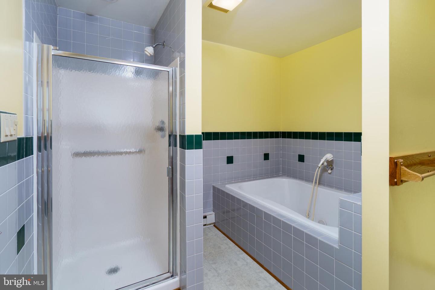 25 BYRD AVE, BERRYVILLE, Virginia 22611, 3 Bedrooms Bedrooms, 11 Rooms Rooms,2 BathroomsBathrooms,Residential,For sale,25 BYRD AVE,VACL2003890 MLS # VACL2003890