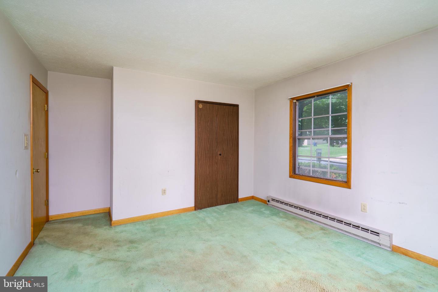 25 BYRD AVE, BERRYVILLE, Virginia 22611, 3 Bedrooms Bedrooms, 11 Rooms Rooms,2 BathroomsBathrooms,Residential,For sale,25 BYRD AVE,VACL2003890 MLS # VACL2003890