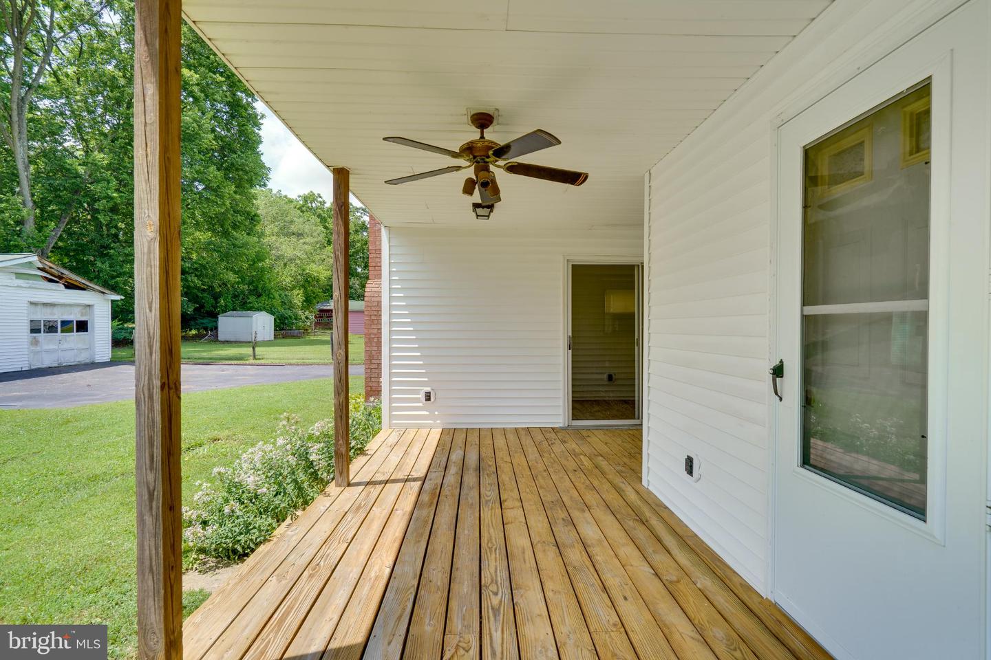25 BYRD AVE, BERRYVILLE, Virginia 22611, 3 Bedrooms Bedrooms, 11 Rooms Rooms,2 BathroomsBathrooms,Residential,For sale,25 BYRD AVE,VACL2003890 MLS # VACL2003890