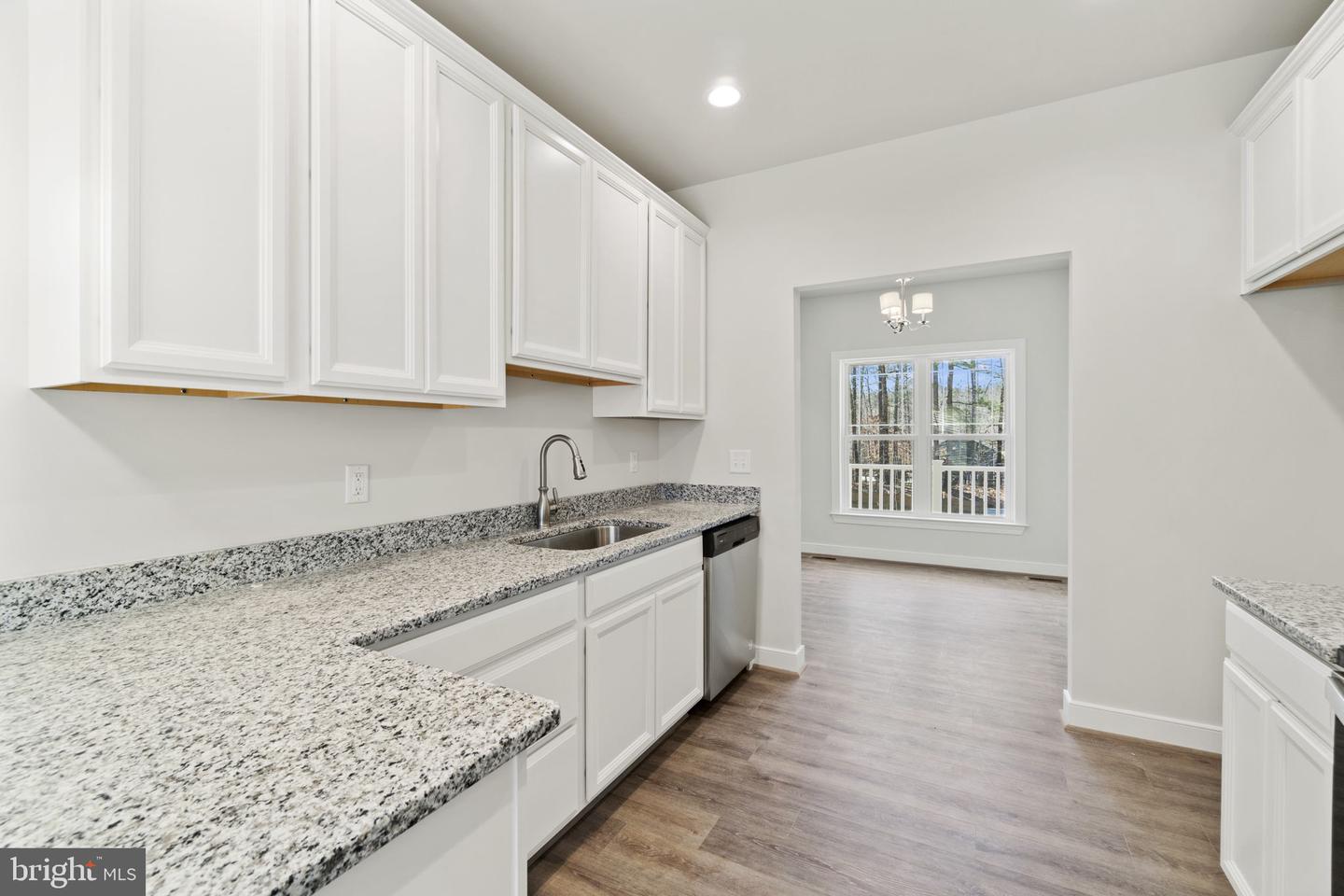 471 LAKE CAROLINE DR, RUTHER GLEN, Virginia 22546, 3 Bedrooms Bedrooms, 7 Rooms Rooms,2 BathroomsBathrooms,Residential,For sale,471 LAKE CAROLINE DR,VACV2008456 MLS # VACV2008456