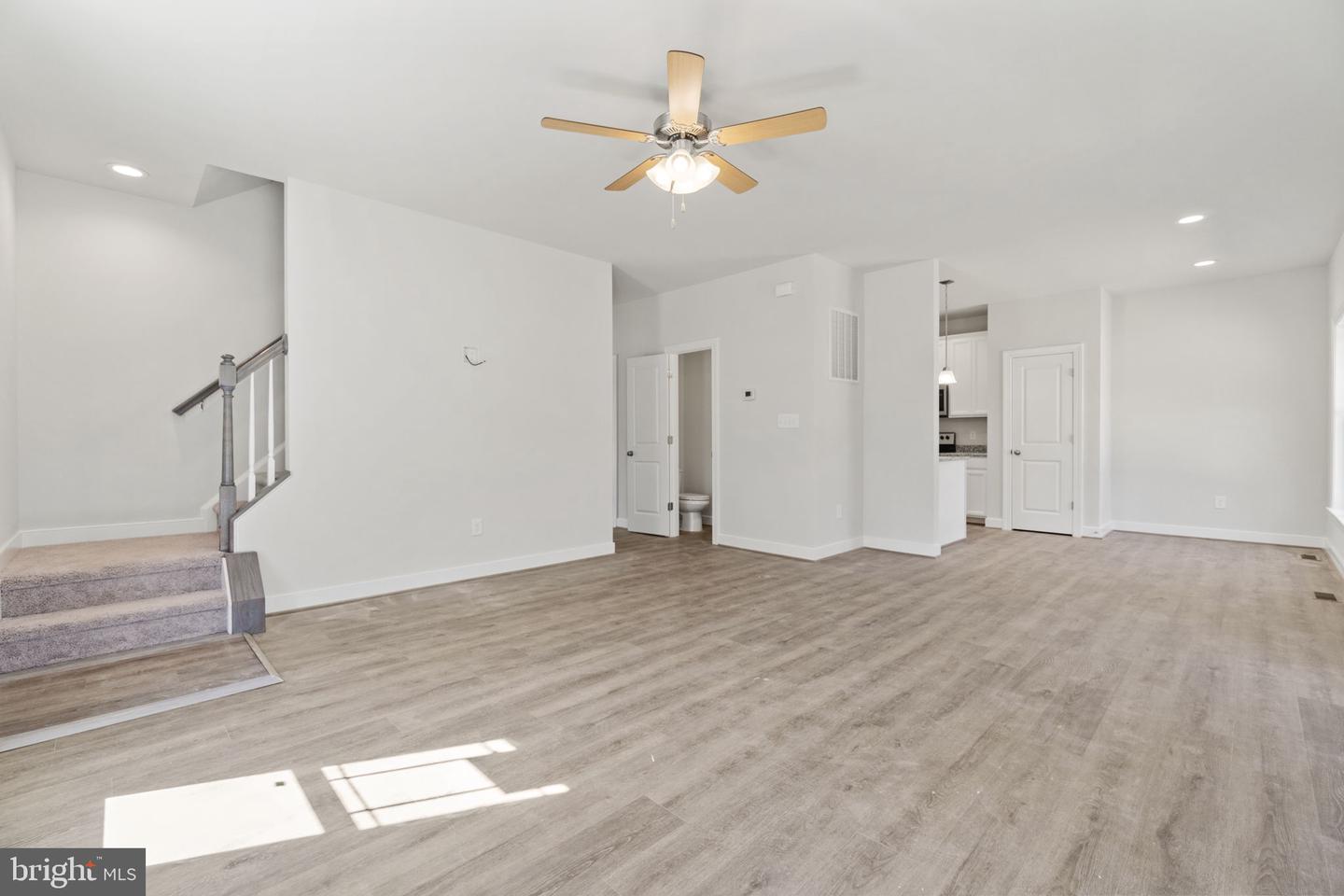 471 LAKE CAROLINE DR, RUTHER GLEN, Virginia 22546, 3 Bedrooms Bedrooms, 7 Rooms Rooms,2 BathroomsBathrooms,Residential,For sale,471 LAKE CAROLINE DR,VACV2008456 MLS # VACV2008456