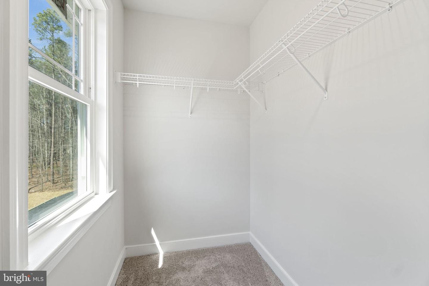 471 LAKE CAROLINE DR, RUTHER GLEN, Virginia 22546, 3 Bedrooms Bedrooms, 7 Rooms Rooms,2 BathroomsBathrooms,Residential,For sale,471 LAKE CAROLINE DR,VACV2008456 MLS # VACV2008456