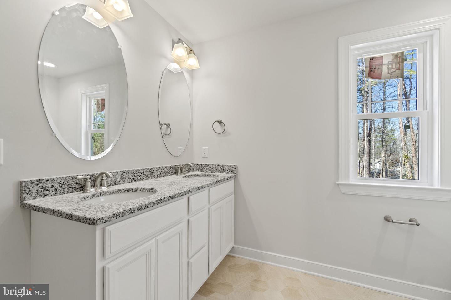 471 LAKE CAROLINE DR, RUTHER GLEN, Virginia 22546, 3 Bedrooms Bedrooms, 7 Rooms Rooms,2 BathroomsBathrooms,Residential,For sale,471 LAKE CAROLINE DR,VACV2008456 MLS # VACV2008456