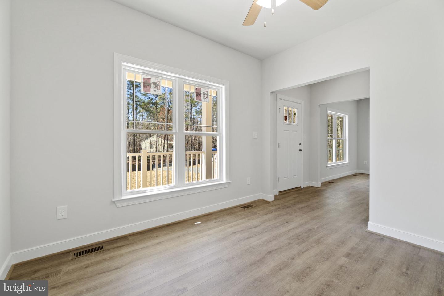 471 LAKE CAROLINE DR, RUTHER GLEN, Virginia 22546, 3 Bedrooms Bedrooms, 7 Rooms Rooms,2 BathroomsBathrooms,Residential,For sale,471 LAKE CAROLINE DR,VACV2008456 MLS # VACV2008456