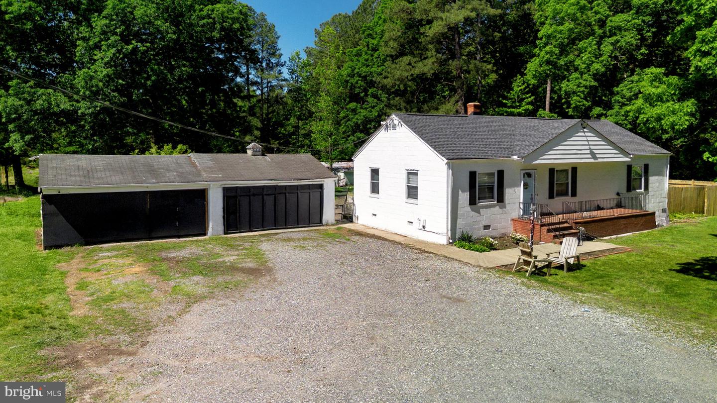10439 ASHCAKE RD, ASHLAND, Virginia 23005, 4 Bedrooms Bedrooms, ,2 BathroomsBathrooms,Residential,For sale,10439 ASHCAKE RD,VAHA2001026 MLS # VAHA2001026