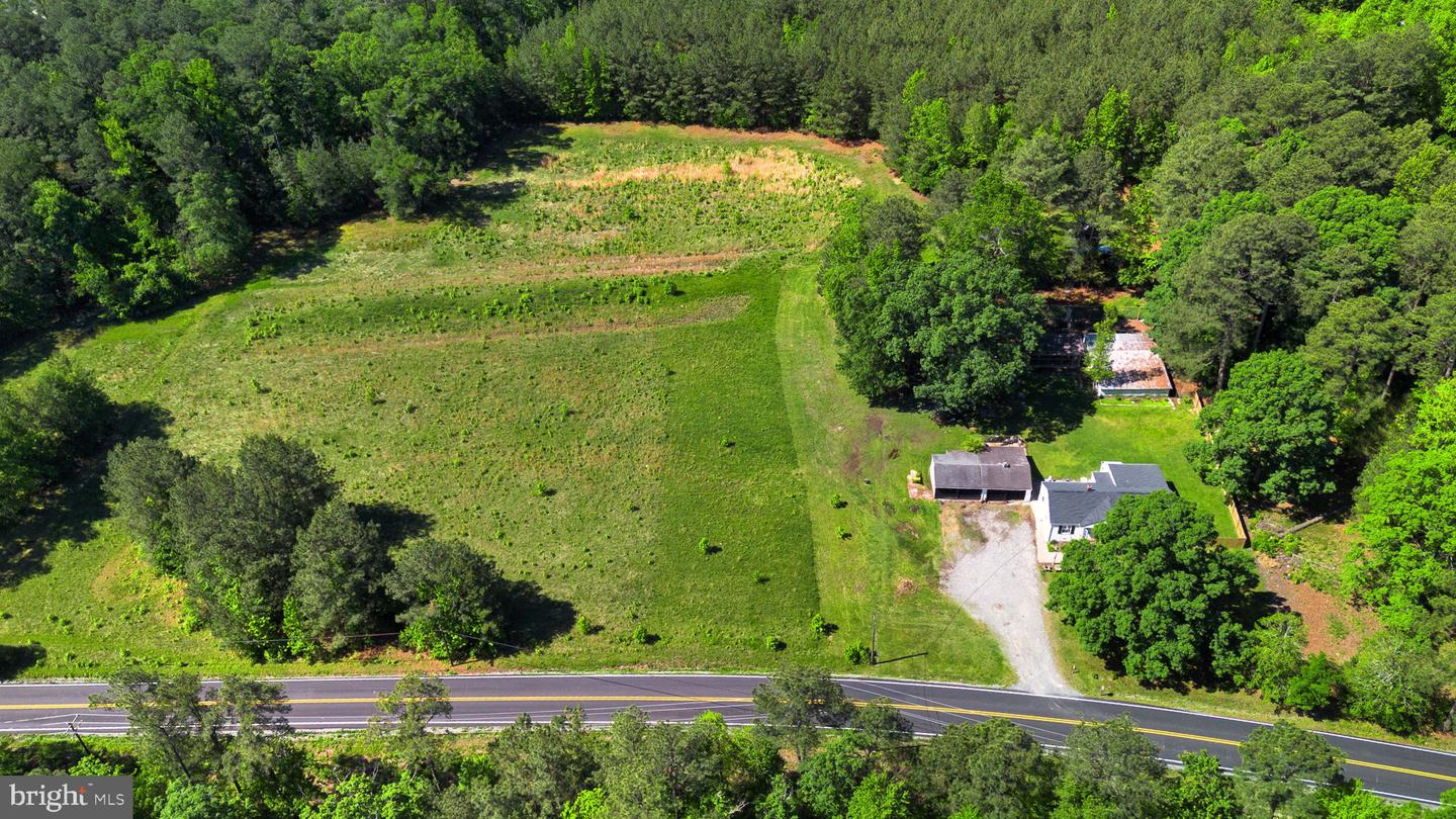 10439 ASHCAKE RD, ASHLAND, Virginia 23005, 4 Bedrooms Bedrooms, ,2 BathroomsBathrooms,Residential,For sale,10439 ASHCAKE RD,VAHA2001026 MLS # VAHA2001026