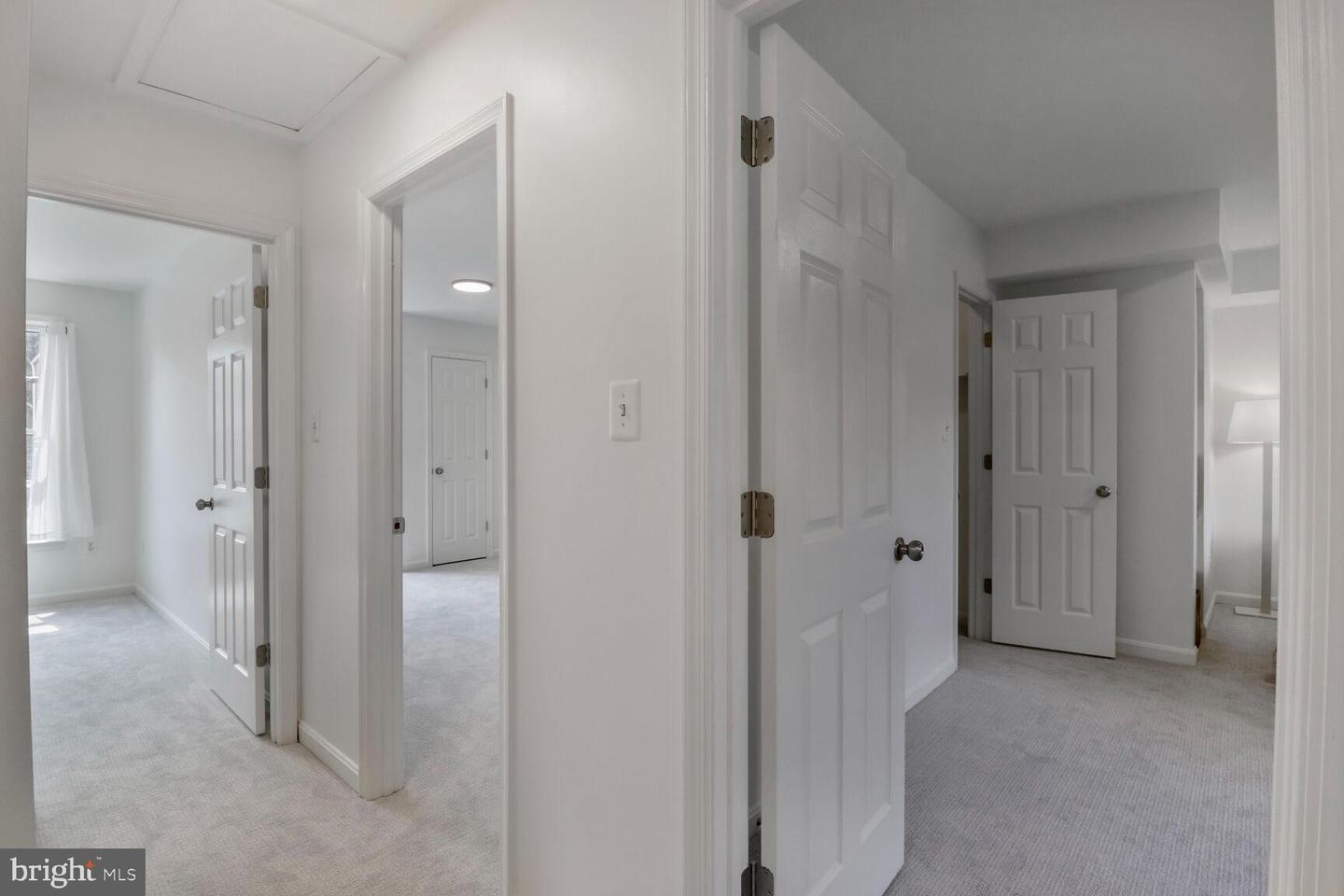 711 N WAKEFIELD ST, ARLINGTON, Virginia 22203, 4 Bedrooms Bedrooms, ,3 BathroomsBathrooms,Residential,For sale,711 N WAKEFIELD ST,VAAR2060210 MLS # VAAR2060210