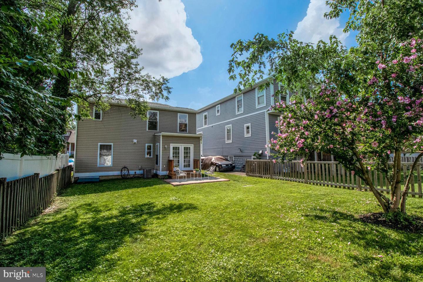 711 N WAKEFIELD ST, ARLINGTON, Virginia 22203, 4 Bedrooms Bedrooms, ,3 BathroomsBathrooms,Residential,For sale,711 N WAKEFIELD ST,VAAR2060210 MLS # VAAR2060210