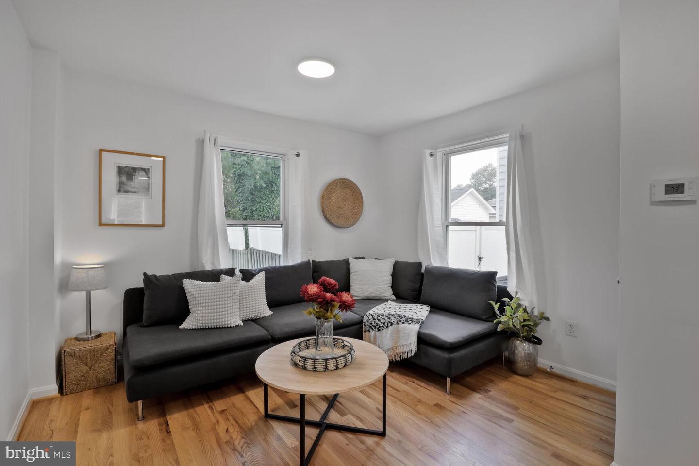 711 N WAKEFIELD ST, ARLINGTON, Virginia 22203, 4 Bedrooms Bedrooms, ,3 BathroomsBathrooms,Residential,For sale,711 N WAKEFIELD ST,VAAR2060210 MLS # VAAR2060210