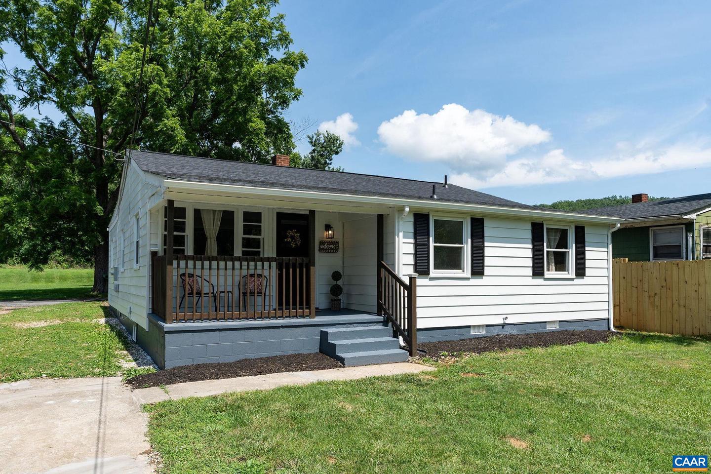 1345 10TH ST, WAYNESBORO, Virginia 22980, 3 Bedrooms Bedrooms, ,1 BathroomBathrooms,Residential,For sale,1345 10TH ST,666401 MLS # 666401