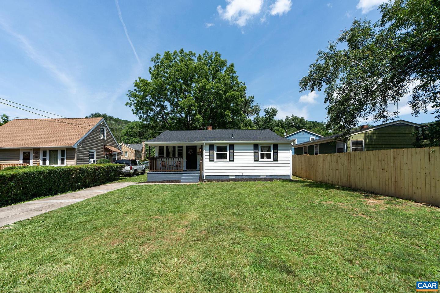 1345 10TH ST, WAYNESBORO, Virginia 22980, 3 Bedrooms Bedrooms, ,1 BathroomBathrooms,Residential,For sale,1345 10TH ST,666401 MLS # 666401