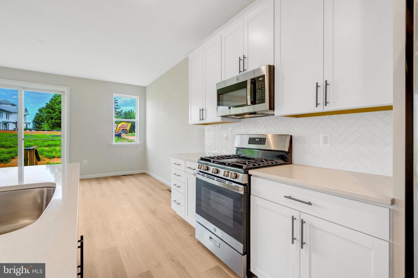 100 MIDSUMMER LN, MIDDLETOWN, Virginia 22645, 3 Bedrooms Bedrooms, ,2 BathroomsBathrooms,Residential,For sale,100 MIDSUMMER LN,VAFV2035268 MLS # VAFV2035268