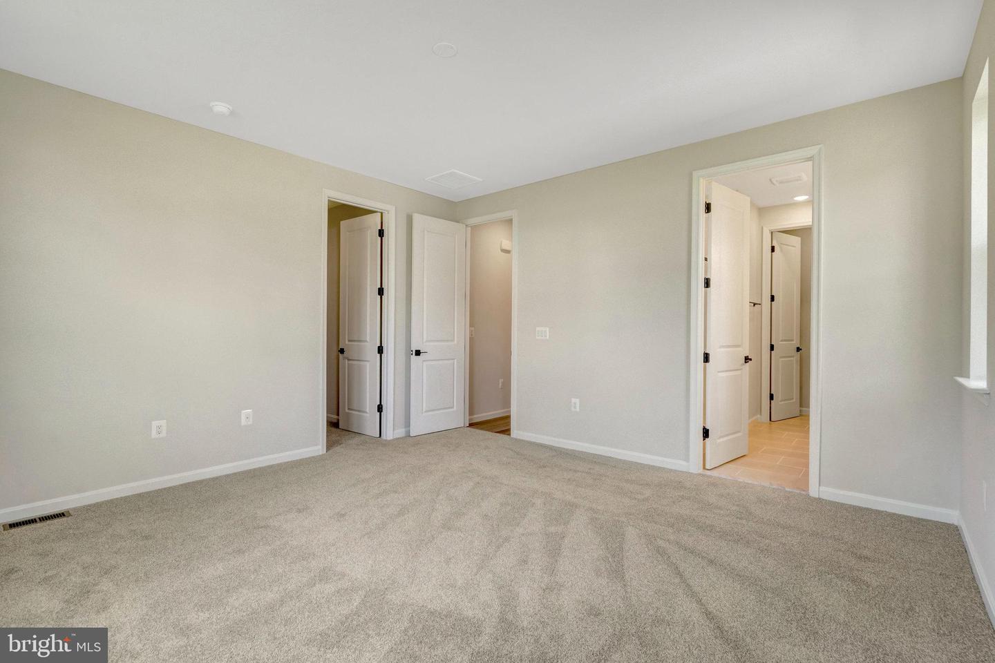 100 MIDSUMMER LN, MIDDLETOWN, Virginia 22645, 3 Bedrooms Bedrooms, ,2 BathroomsBathrooms,Residential,For sale,100 MIDSUMMER LN,VAFV2035268 MLS # VAFV2035268