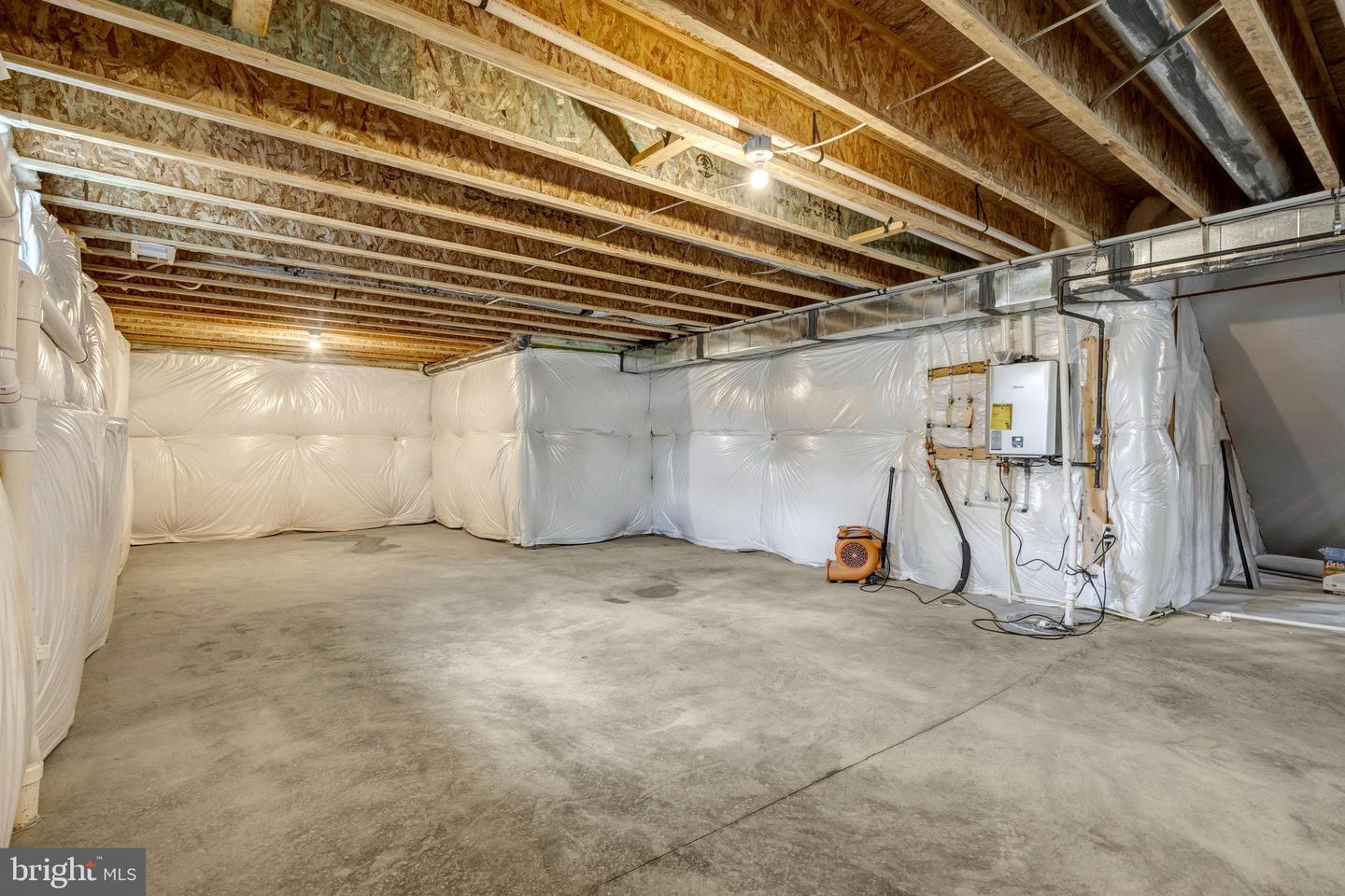 100 MIDSUMMER LN, MIDDLETOWN, Virginia 22645, 3 Bedrooms Bedrooms, ,2 BathroomsBathrooms,Residential,For sale,100 MIDSUMMER LN,VAFV2035268 MLS # VAFV2035268