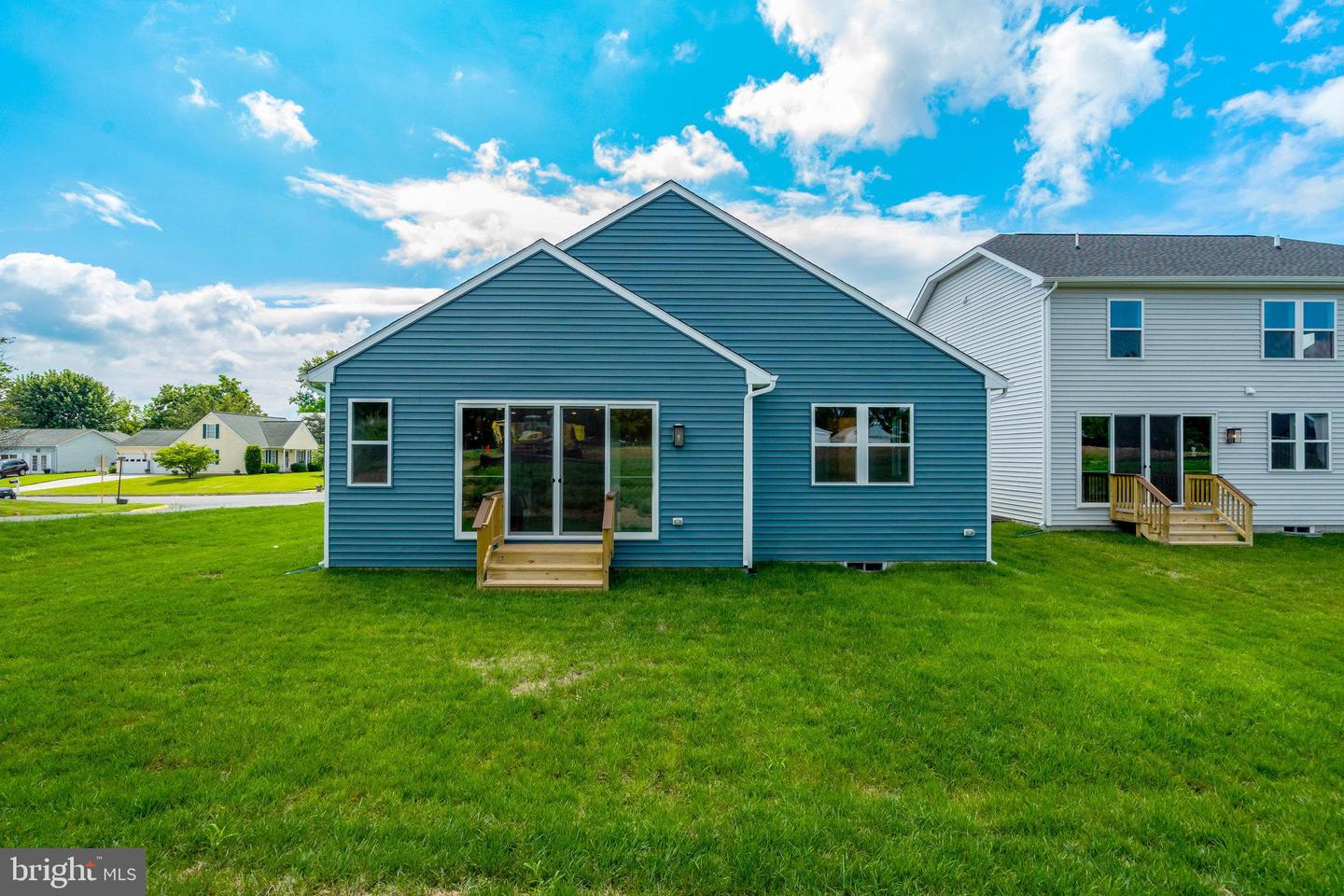 100 MIDSUMMER LN, MIDDLETOWN, Virginia 22645, 3 Bedrooms Bedrooms, ,2 BathroomsBathrooms,Residential,For sale,100 MIDSUMMER LN,VAFV2035268 MLS # VAFV2035268