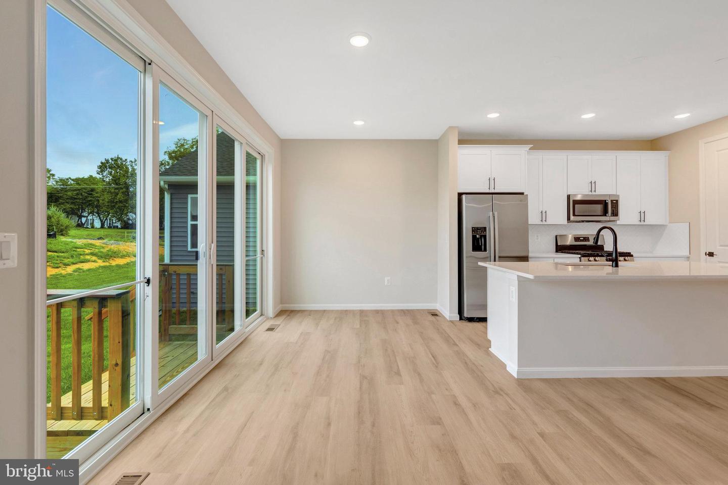 102 MIDSUMMER LN, MIDDLETOWN, Virginia 22645, 3 Bedrooms Bedrooms, ,2 BathroomsBathrooms,Residential,For sale,102 MIDSUMMER LN,VAFV2035270 MLS # VAFV2035270