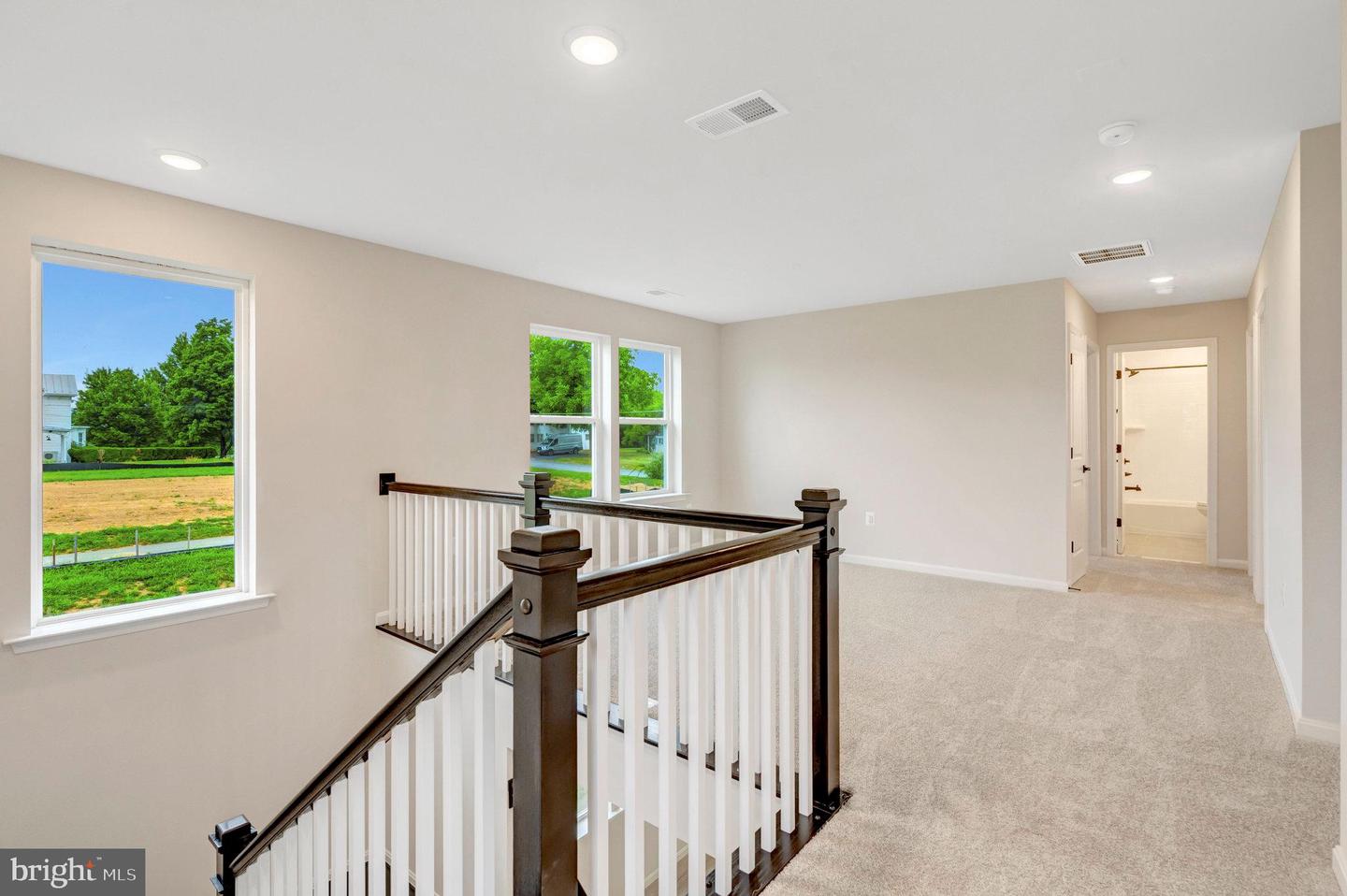 102 MIDSUMMER LN, MIDDLETOWN, Virginia 22645, 3 Bedrooms Bedrooms, ,2 BathroomsBathrooms,Residential,For sale,102 MIDSUMMER LN,VAFV2035270 MLS # VAFV2035270