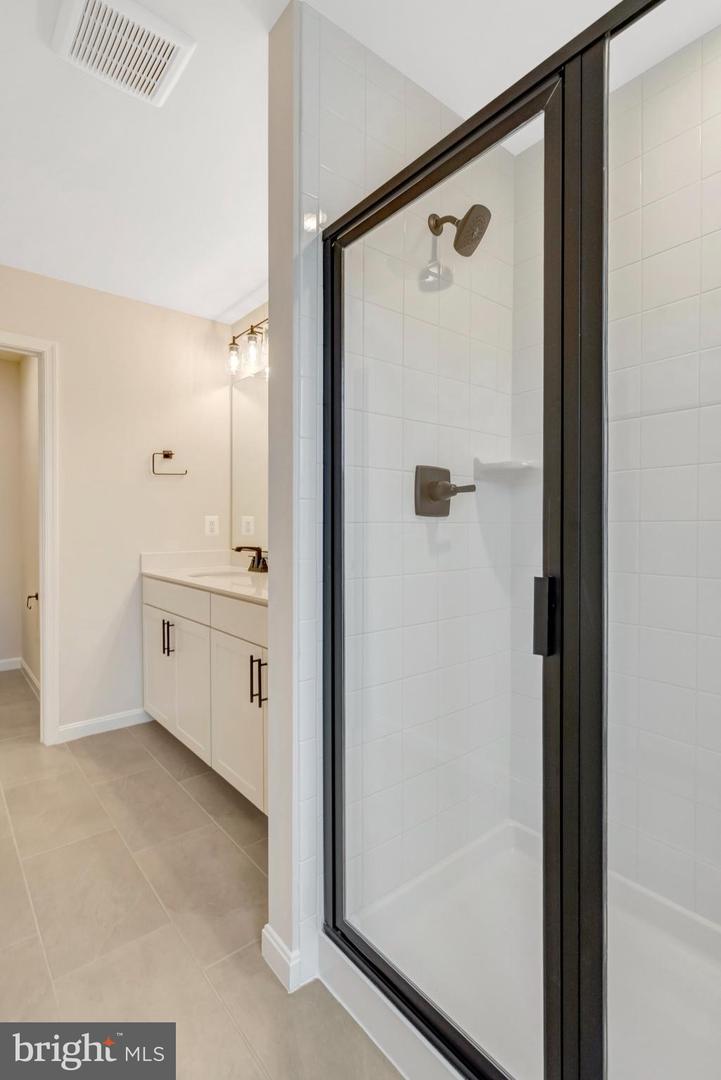 102 MIDSUMMER LN, MIDDLETOWN, Virginia 22645, 3 Bedrooms Bedrooms, ,2 BathroomsBathrooms,Residential,For sale,102 MIDSUMMER LN,VAFV2035270 MLS # VAFV2035270