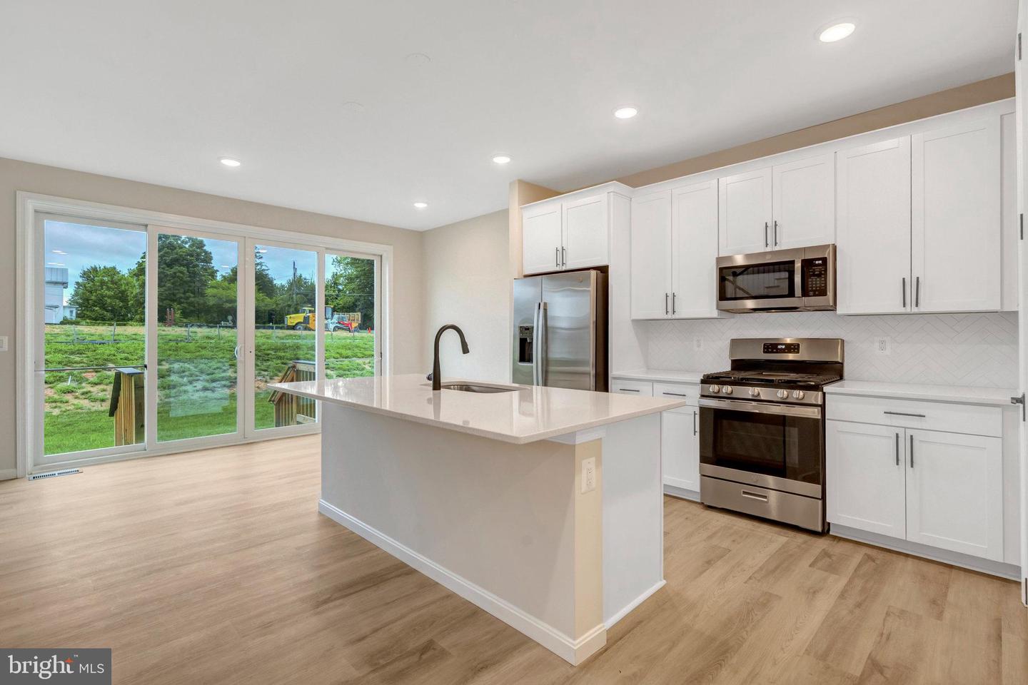 102 MIDSUMMER LN, MIDDLETOWN, Virginia 22645, 3 Bedrooms Bedrooms, ,2 BathroomsBathrooms,Residential,For sale,102 MIDSUMMER LN,VAFV2035270 MLS # VAFV2035270