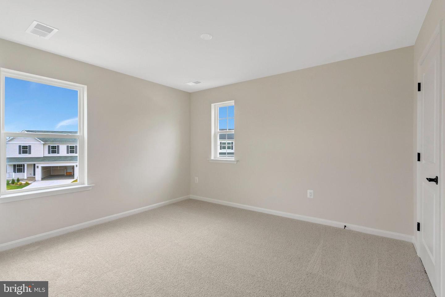 107 MIDSUMMER LN, MIDDLETOWN, Virginia 22645, 3 Bedrooms Bedrooms, ,2 BathroomsBathrooms,Residential,For sale,107 MIDSUMMER LN,VAFV2035274 MLS # VAFV2035274