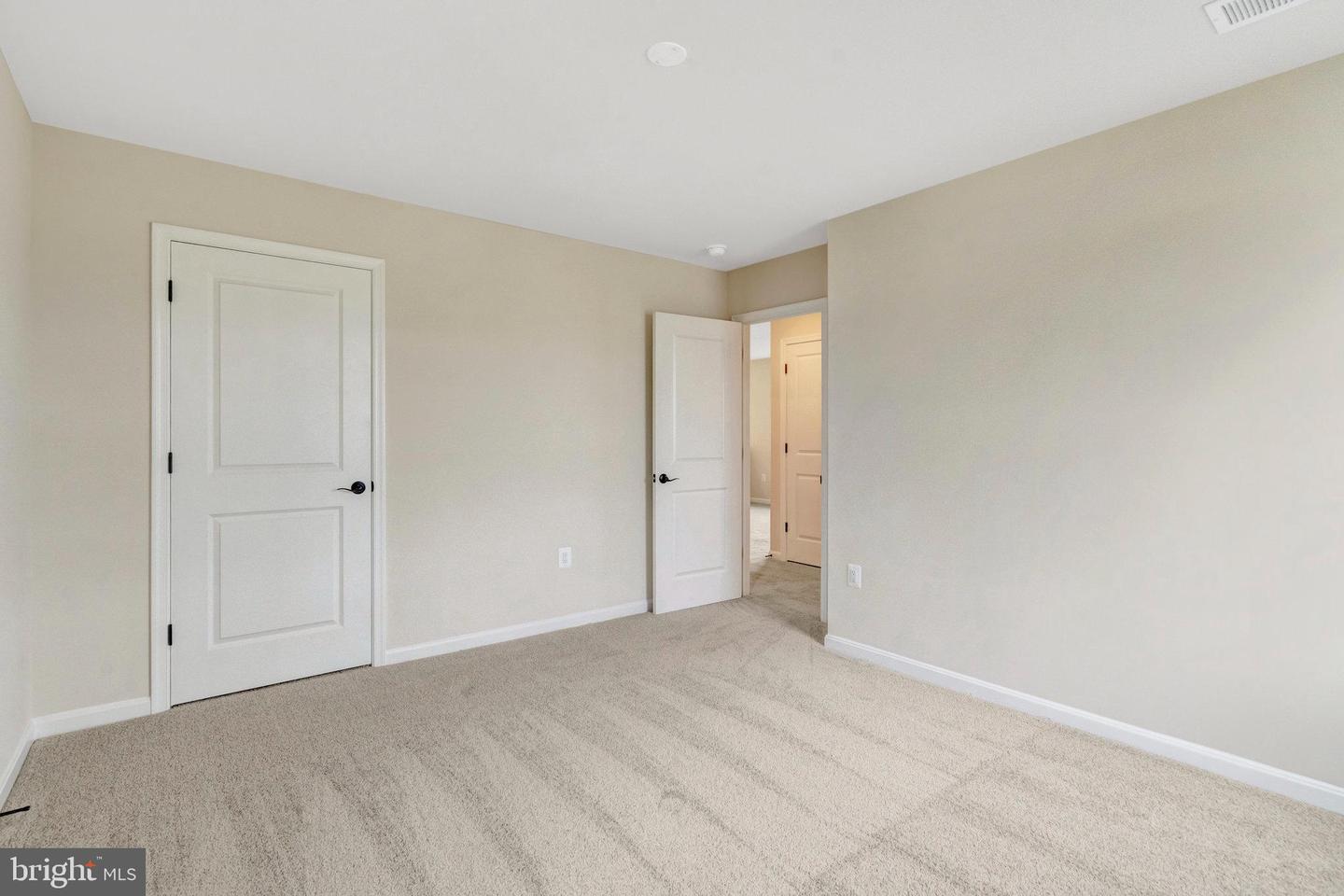 107 MIDSUMMER LN, MIDDLETOWN, Virginia 22645, 3 Bedrooms Bedrooms, ,2 BathroomsBathrooms,Residential,For sale,107 MIDSUMMER LN,VAFV2035274 MLS # VAFV2035274