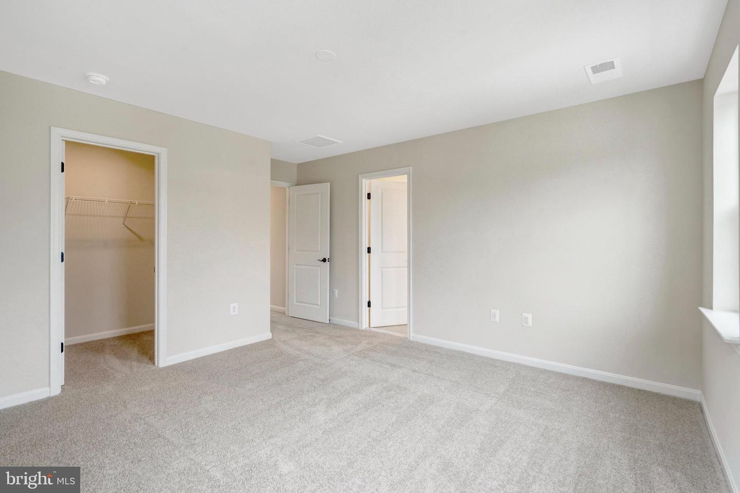 107 MIDSUMMER LN, MIDDLETOWN, Virginia 22645, 3 Bedrooms Bedrooms, ,2 BathroomsBathrooms,Residential,For sale,107 MIDSUMMER LN,VAFV2035274 MLS # VAFV2035274