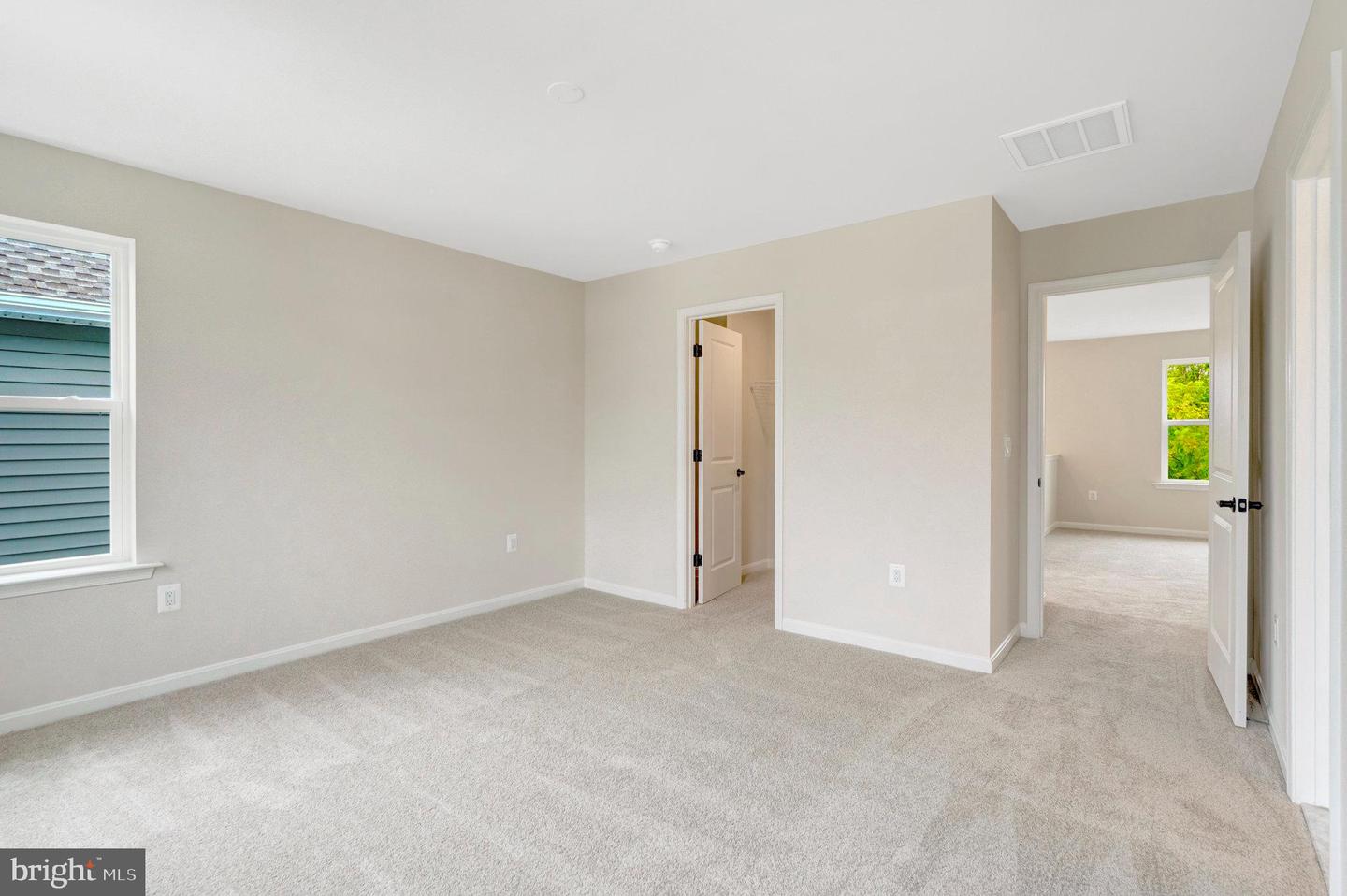 107 MIDSUMMER LN, MIDDLETOWN, Virginia 22645, 3 Bedrooms Bedrooms, ,2 BathroomsBathrooms,Residential,For sale,107 MIDSUMMER LN,VAFV2035274 MLS # VAFV2035274