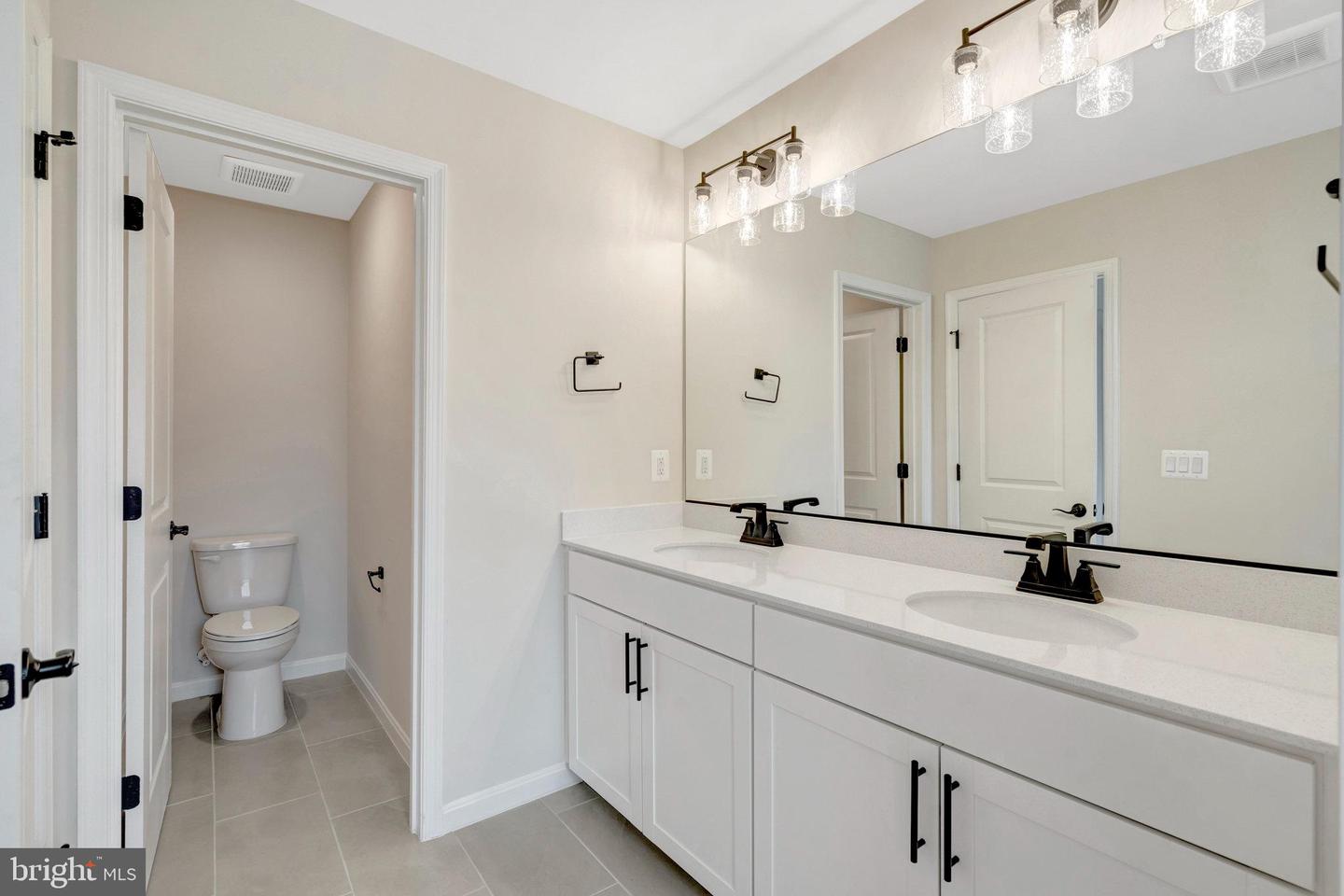 107 MIDSUMMER LN, MIDDLETOWN, Virginia 22645, 3 Bedrooms Bedrooms, ,2 BathroomsBathrooms,Residential,For sale,107 MIDSUMMER LN,VAFV2035274 MLS # VAFV2035274