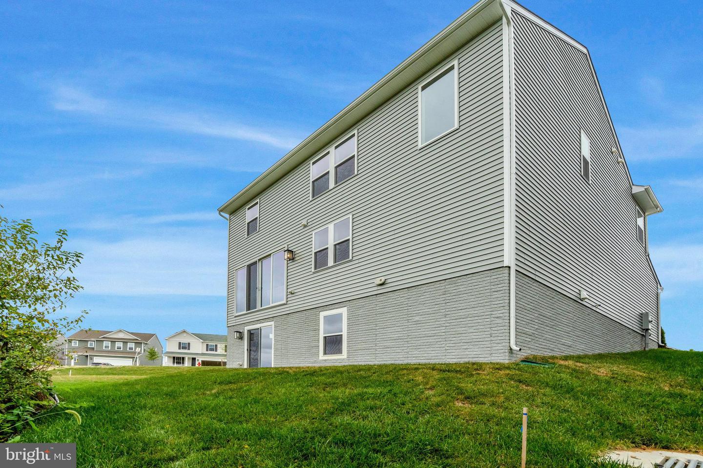 107 MIDSUMMER LN, MIDDLETOWN, Virginia 22645, 3 Bedrooms Bedrooms, ,2 BathroomsBathrooms,Residential,For sale,107 MIDSUMMER LN,VAFV2035274 MLS # VAFV2035274