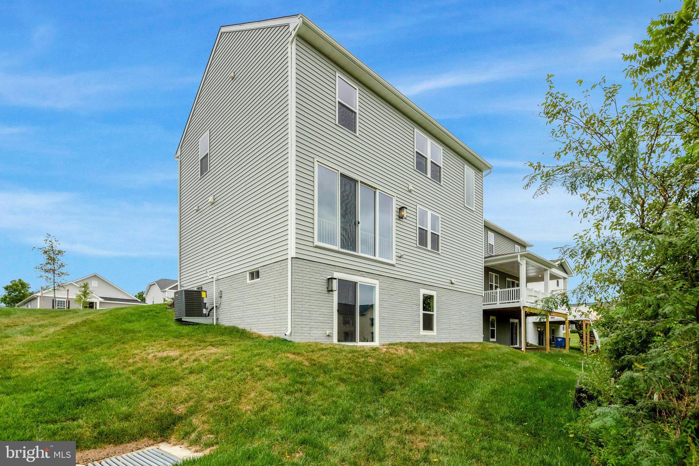 107 MIDSUMMER LN, MIDDLETOWN, Virginia 22645, 3 Bedrooms Bedrooms, ,2 BathroomsBathrooms,Residential,For sale,107 MIDSUMMER LN,VAFV2035274 MLS # VAFV2035274