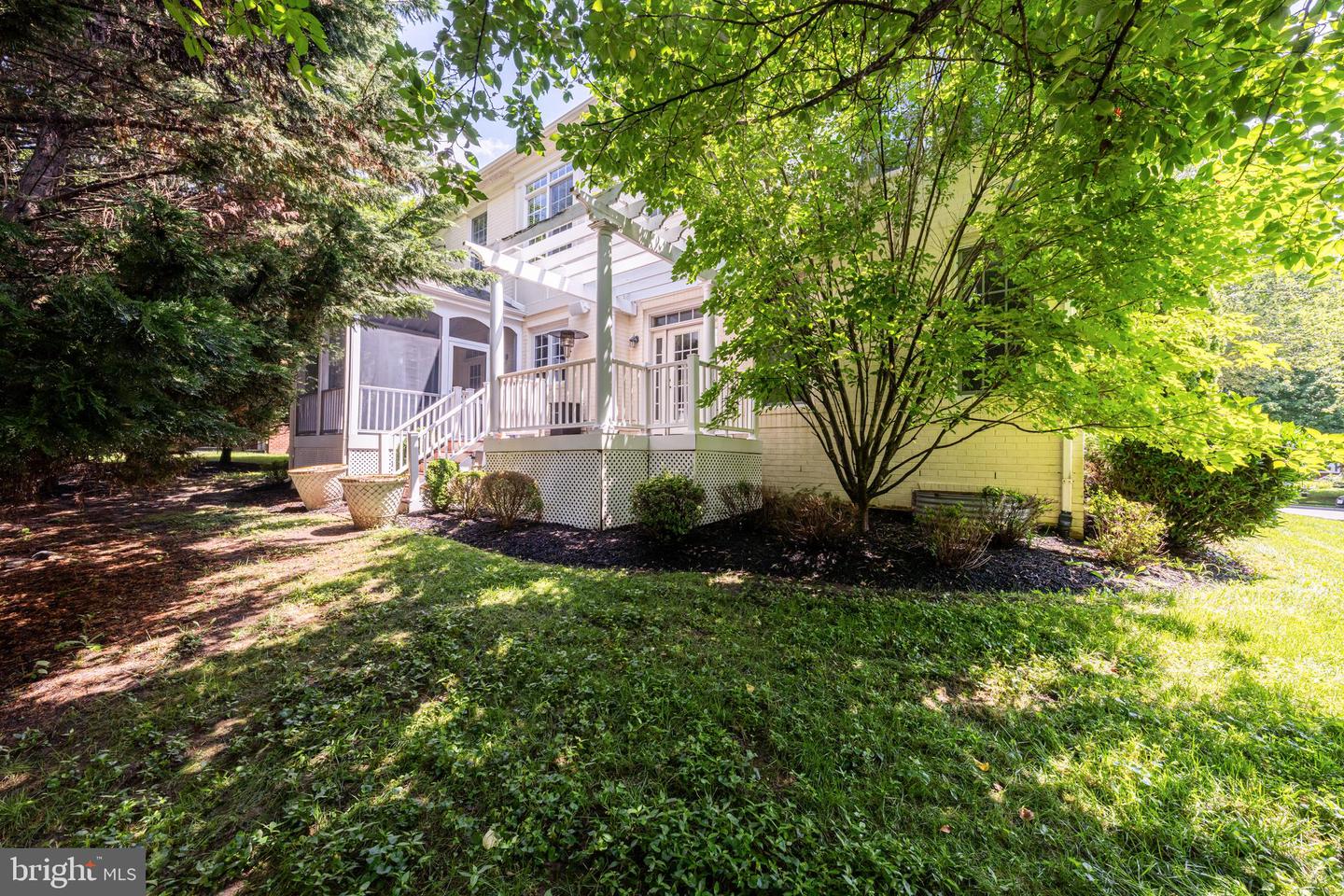 9507 SHELLY KRASNOW LN, FAIRFAX, Virginia 22031, 5 Bedrooms Bedrooms, ,4 BathroomsBathrooms,Residential,For sale,9507 SHELLY KRASNOW LN,VAFC2006584 MLS # VAFC2006584