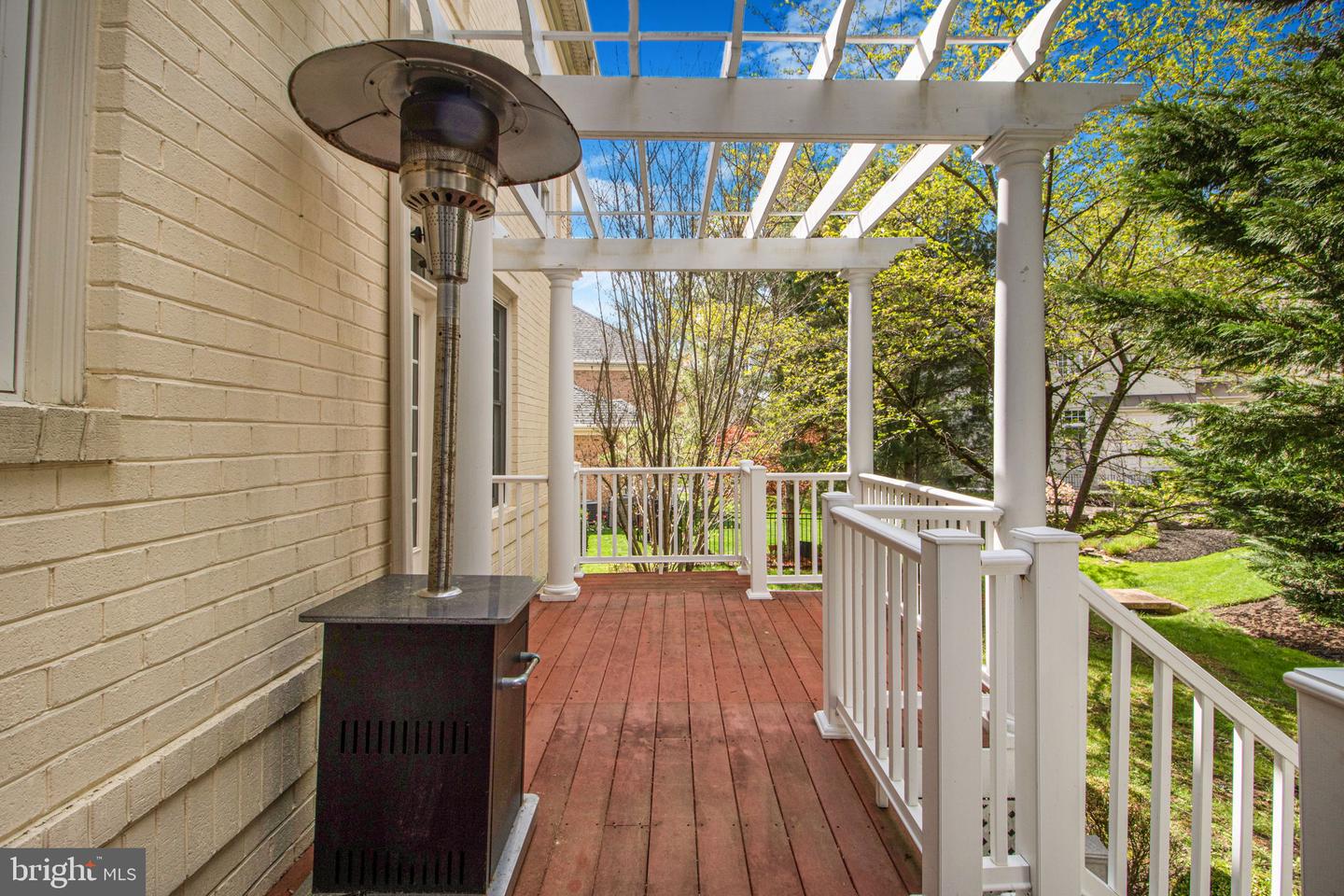 9507 SHELLY KRASNOW LN, FAIRFAX, Virginia 22031, 5 Bedrooms Bedrooms, ,4 BathroomsBathrooms,Residential,For sale,9507 SHELLY KRASNOW LN,VAFC2006584 MLS # VAFC2006584