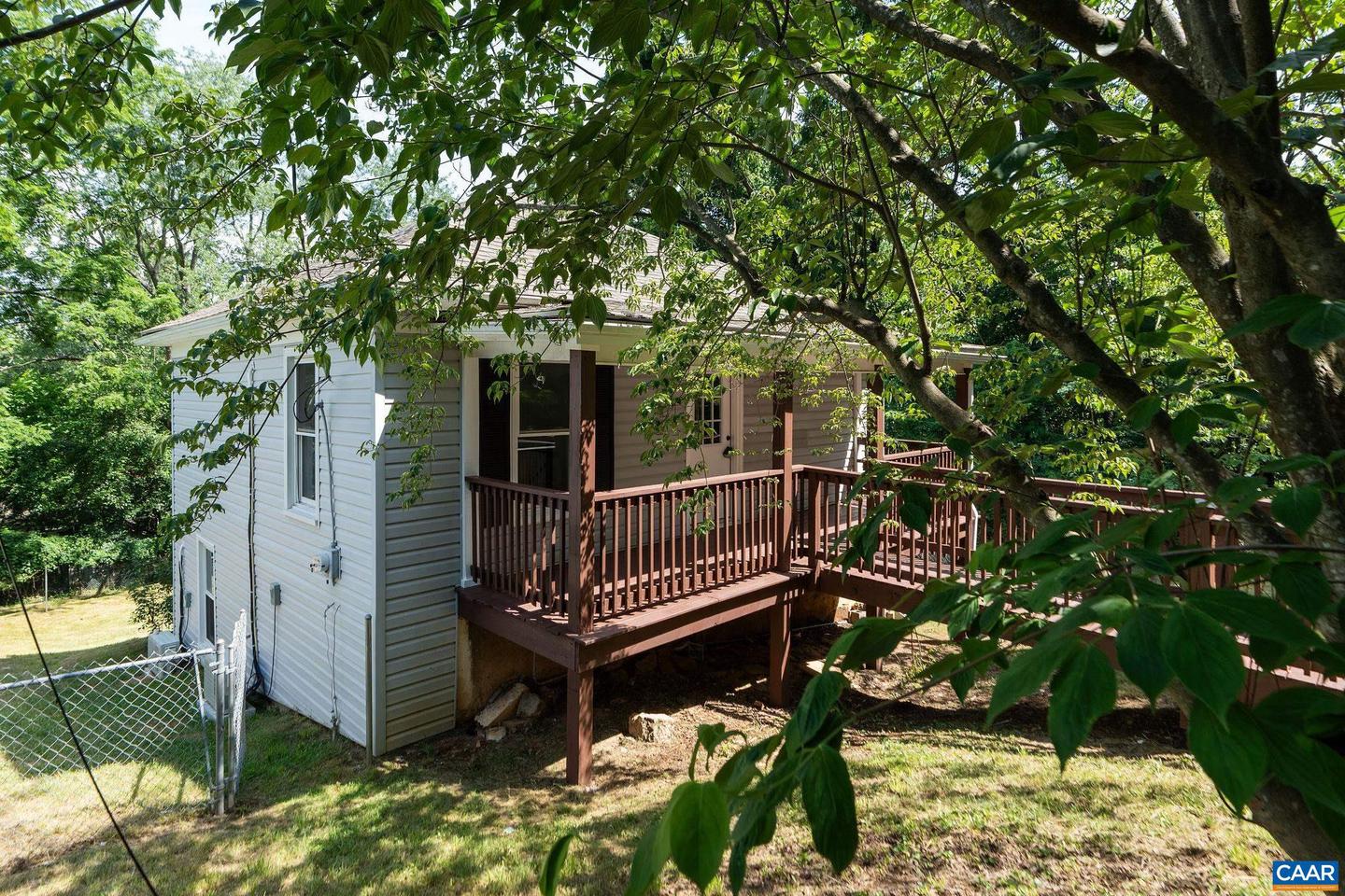 39 OLIVE ST, STAUNTON, Virginia 24401, 3 Bedrooms Bedrooms, ,2 BathroomsBathrooms,Residential,For sale,39 OLIVE ST,666405 MLS # 666405