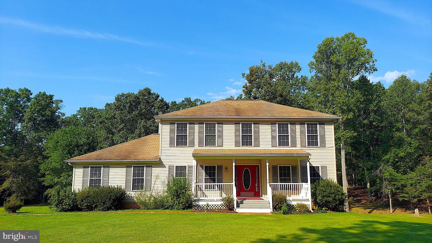 8128 SHIRLEY RD, SPOTSYLVANIA, Virginia 22551, 4 Bedrooms Bedrooms, ,2 BathroomsBathrooms,Residential,For sale,8128 SHIRLEY RD,VASP2022986 MLS # VASP2022986